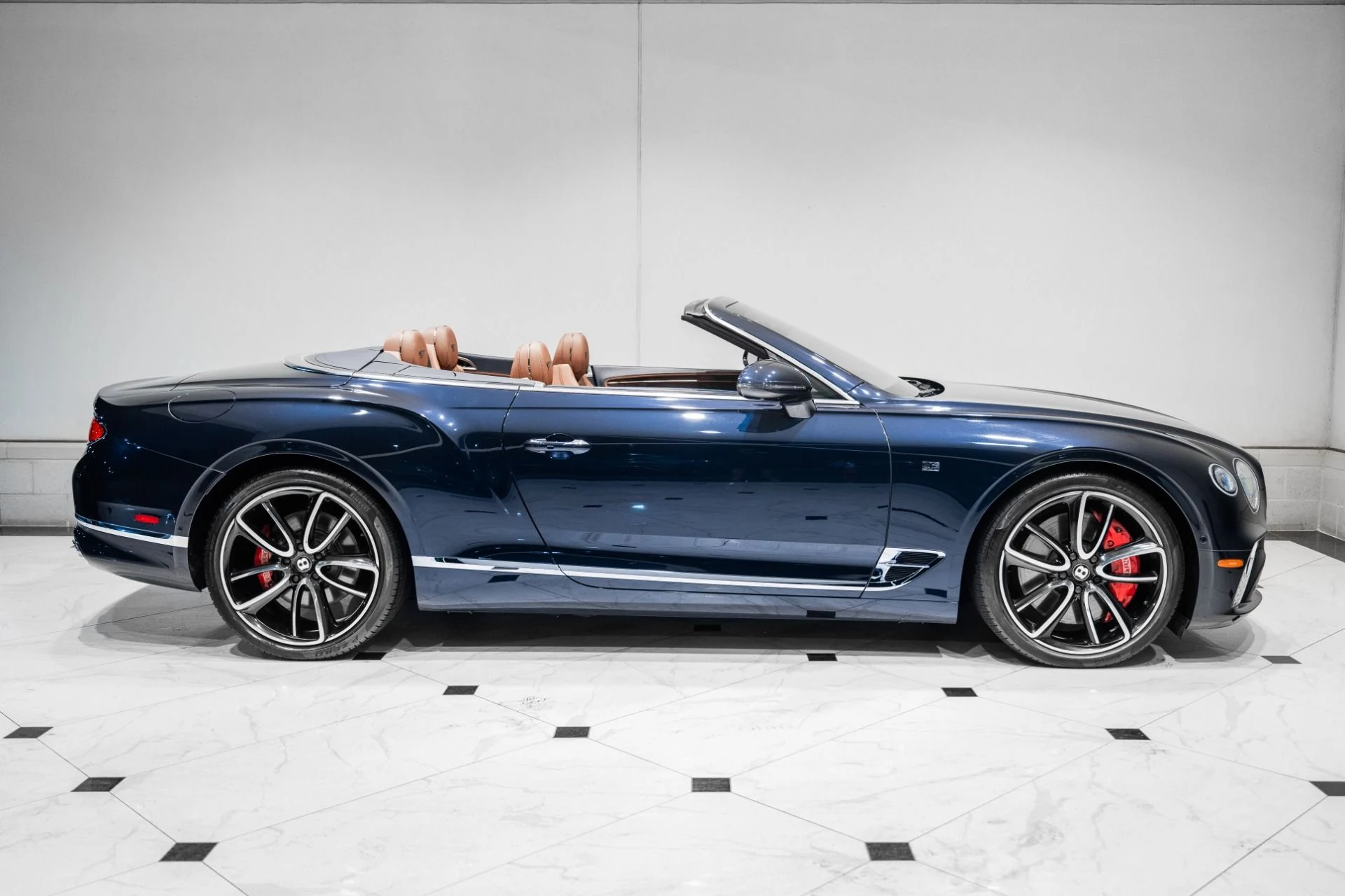 mph005_3851029524_Used_2020_Bentley_CONTINENTAL_GTC_V8_1792249789_eab0586ea9