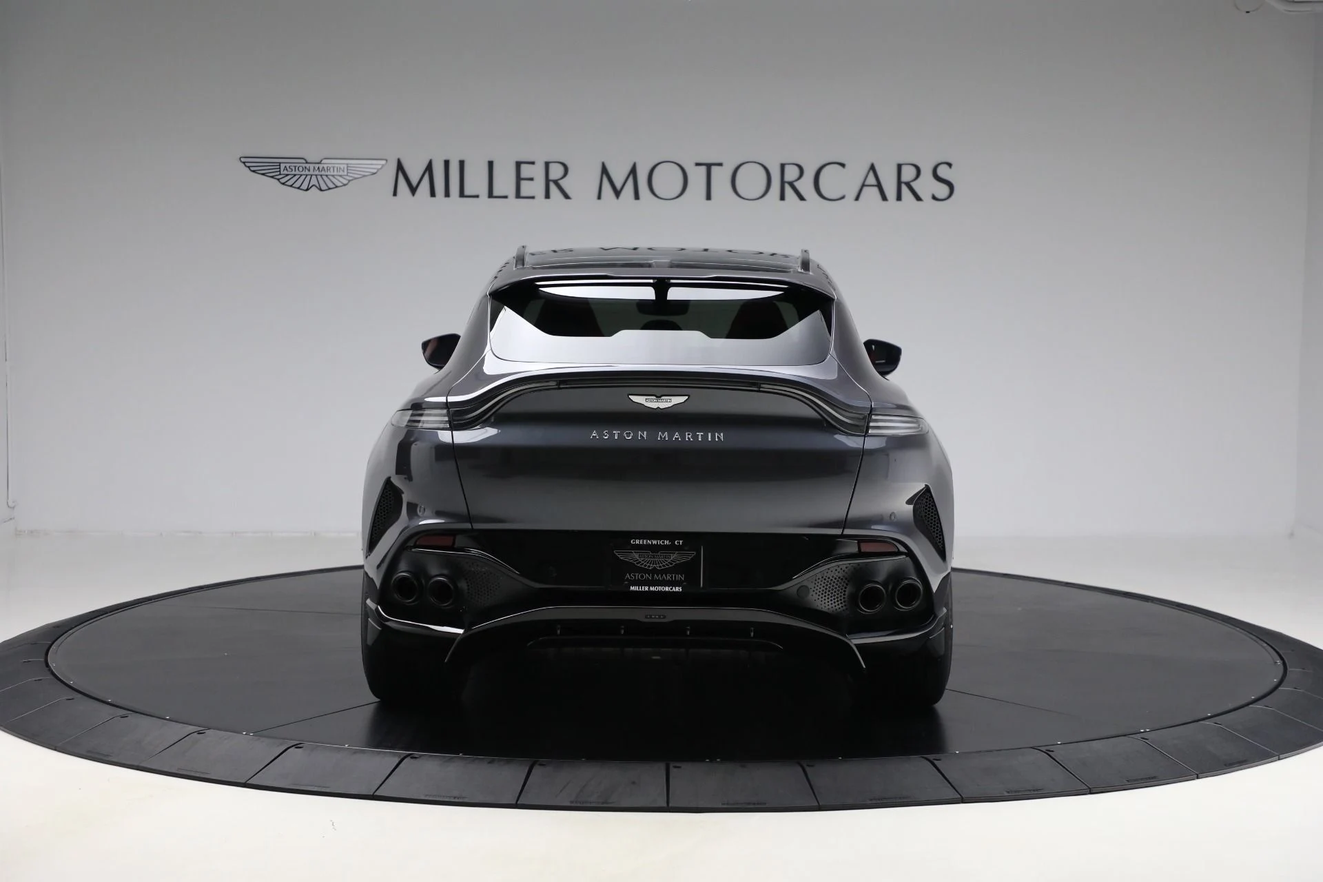 mph005_3852567284_New_2025_Aston_Martin_DBX_707_6a402b7fd2