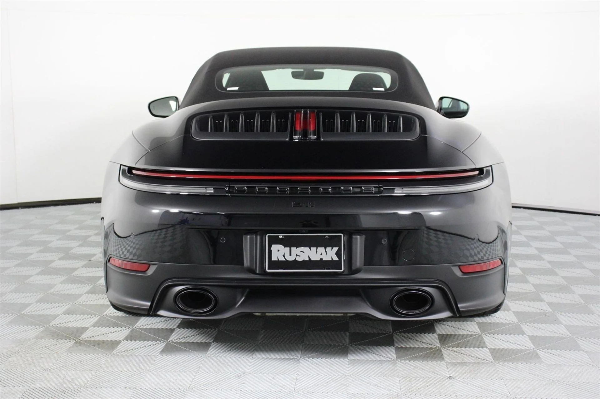 mph005_3853069347_744f47129b66f5b24d844cf75ebbd00e_04389f96a5