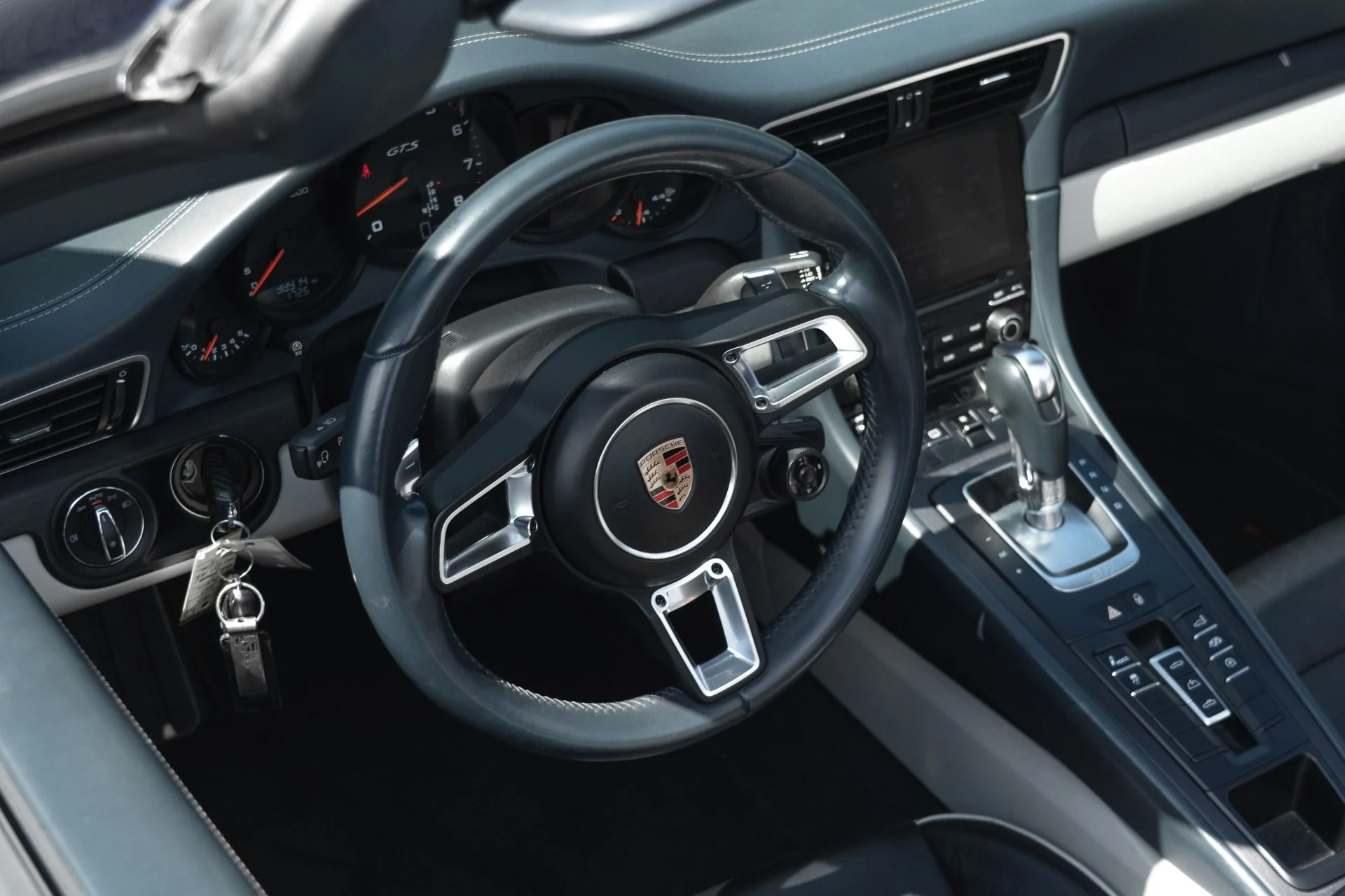 mph005_3856975461_Used_2017_Porsche_911_Carrera_GTS_1758659298_61f309ef0b
