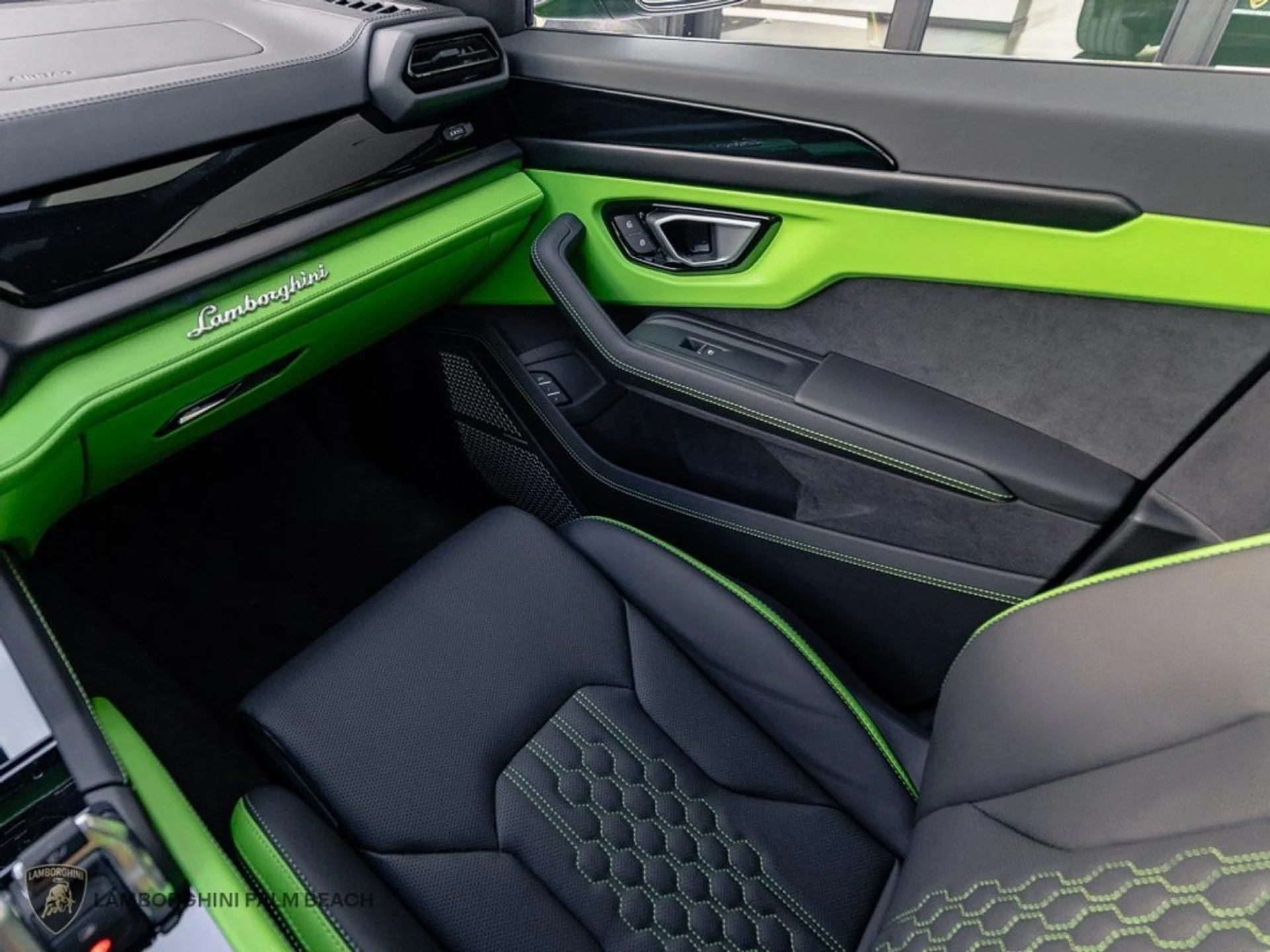 mph005_3860558985_f6af80a674dc7507bb7014f16f665506_5685135923