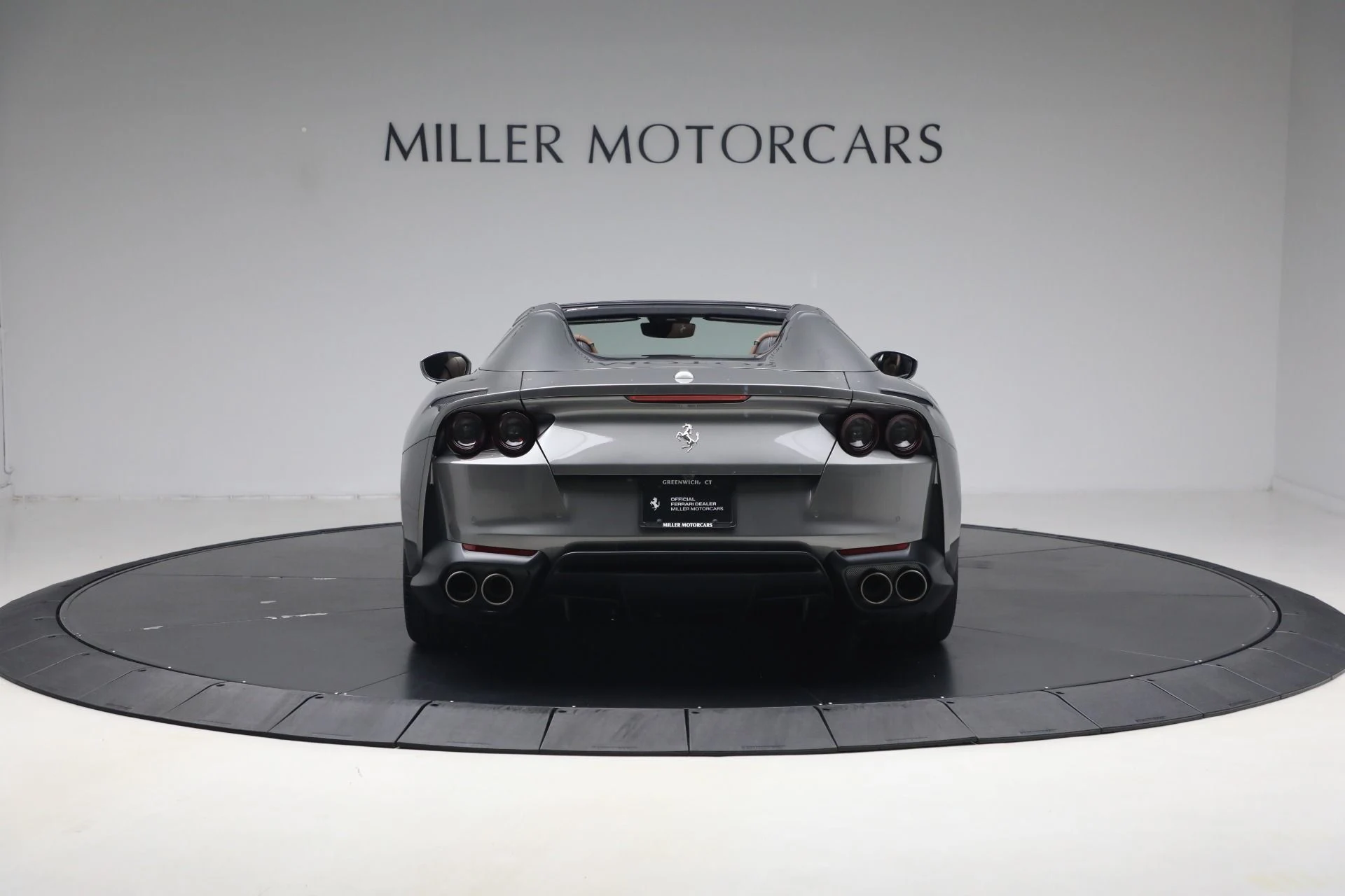 mph005_3869290143_Used_2021_Ferrari_812_GTS_1781727053_5326a31f11