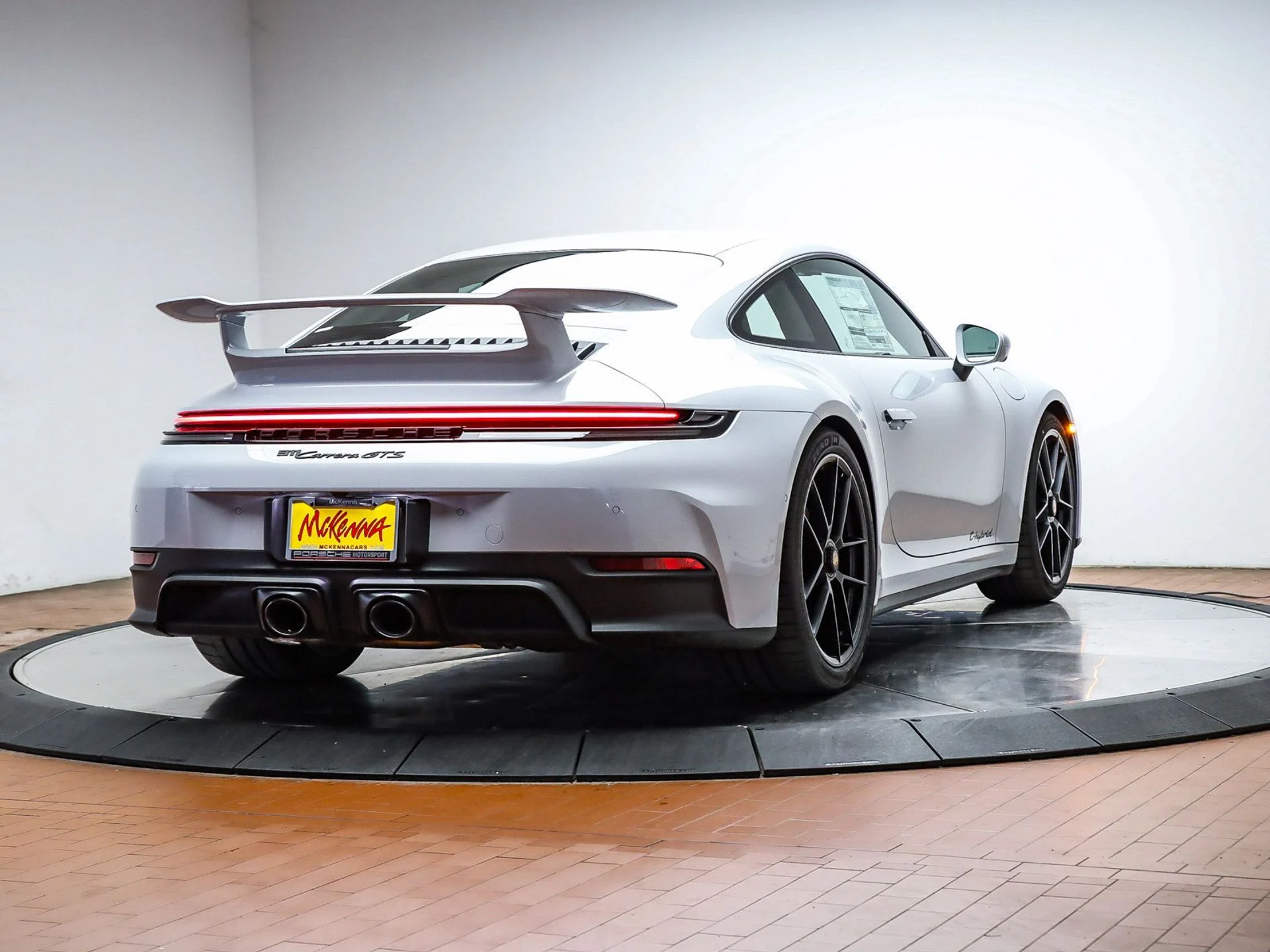 mph005_3874864830_fcbf294c14203f4c96d4165b456209cax_bccf000eb6