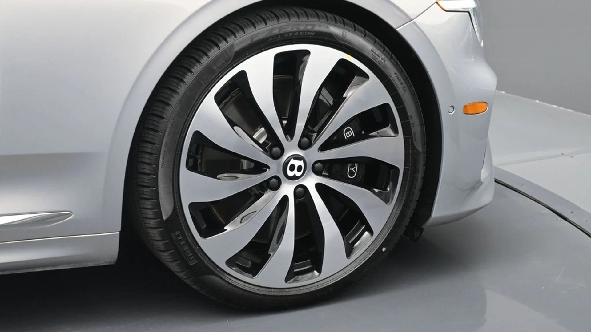 mph005_3882581977_5e5fcc8d2def8c93af48e3a14f21328ax_0ff0cedb3d