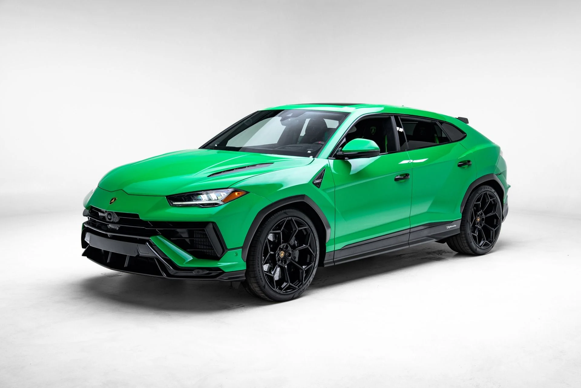 mph005_388364183_Used_2023_Lamborghini_Urus_Performante_1776122836_789dcdeaff