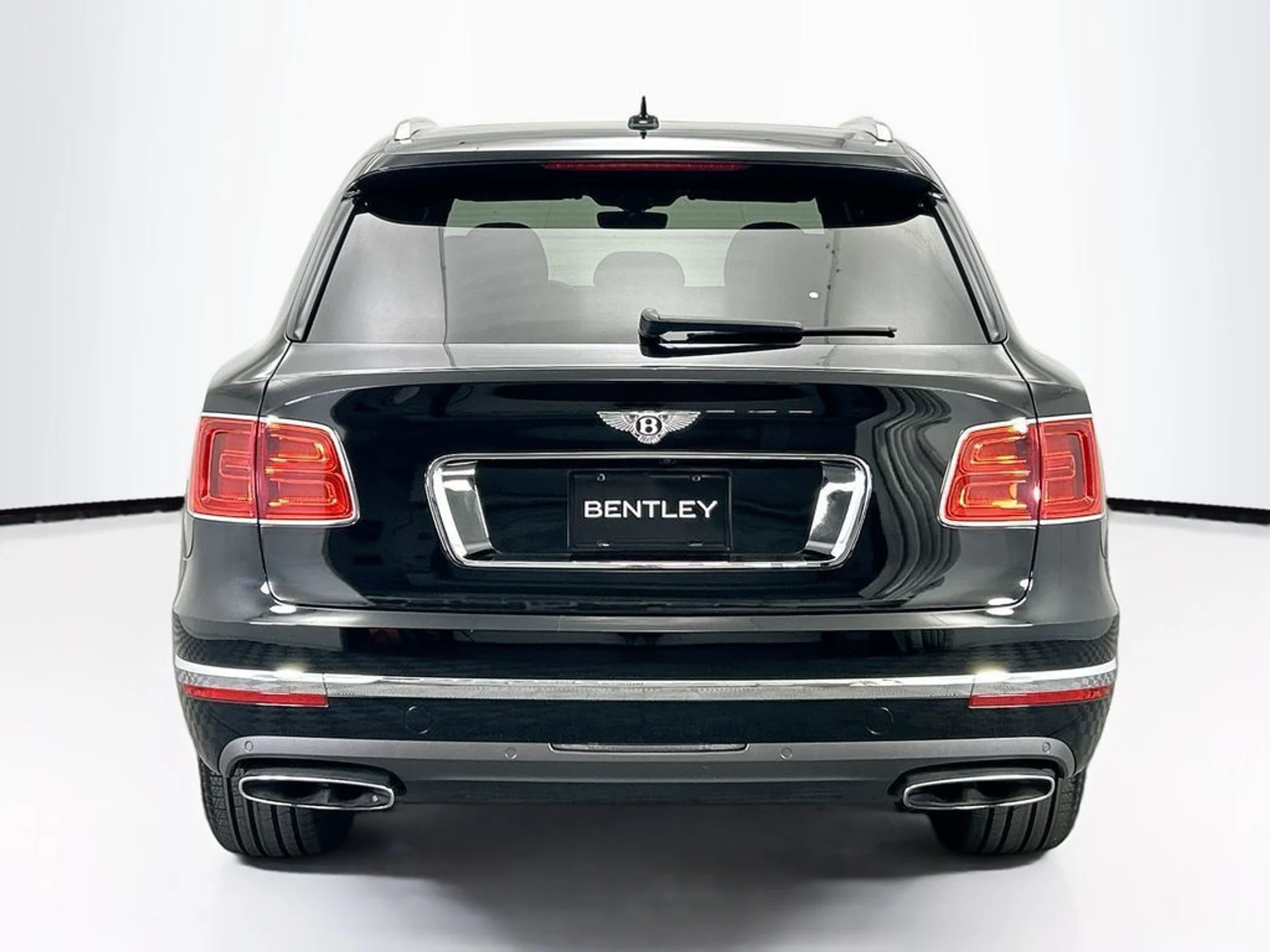 mph005_3891201720_used_2017_bentley_bentayga_w12firsteditionawd_8119_22988932_6_1024_2f53940e1c