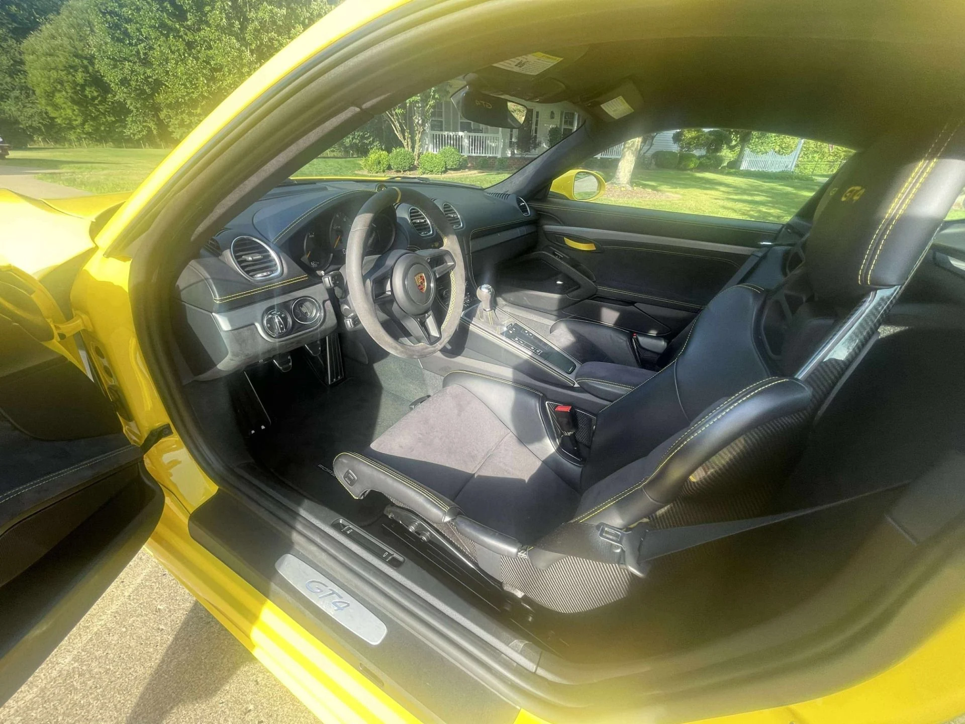 mph005_3897439864_Used_2020_Porsche_718_Cayman_GT_4_1753310362_701ffeeda7