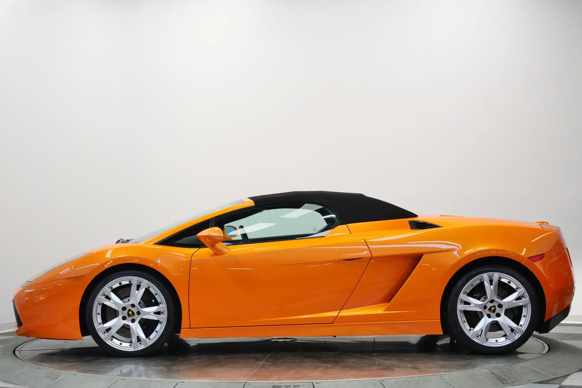mph005_39222977_Used_2007_Lamborghini_Gallardo_Spyder_Low_Miles_Great_Colors_Callisto_Wheels_1775142788_0837886206