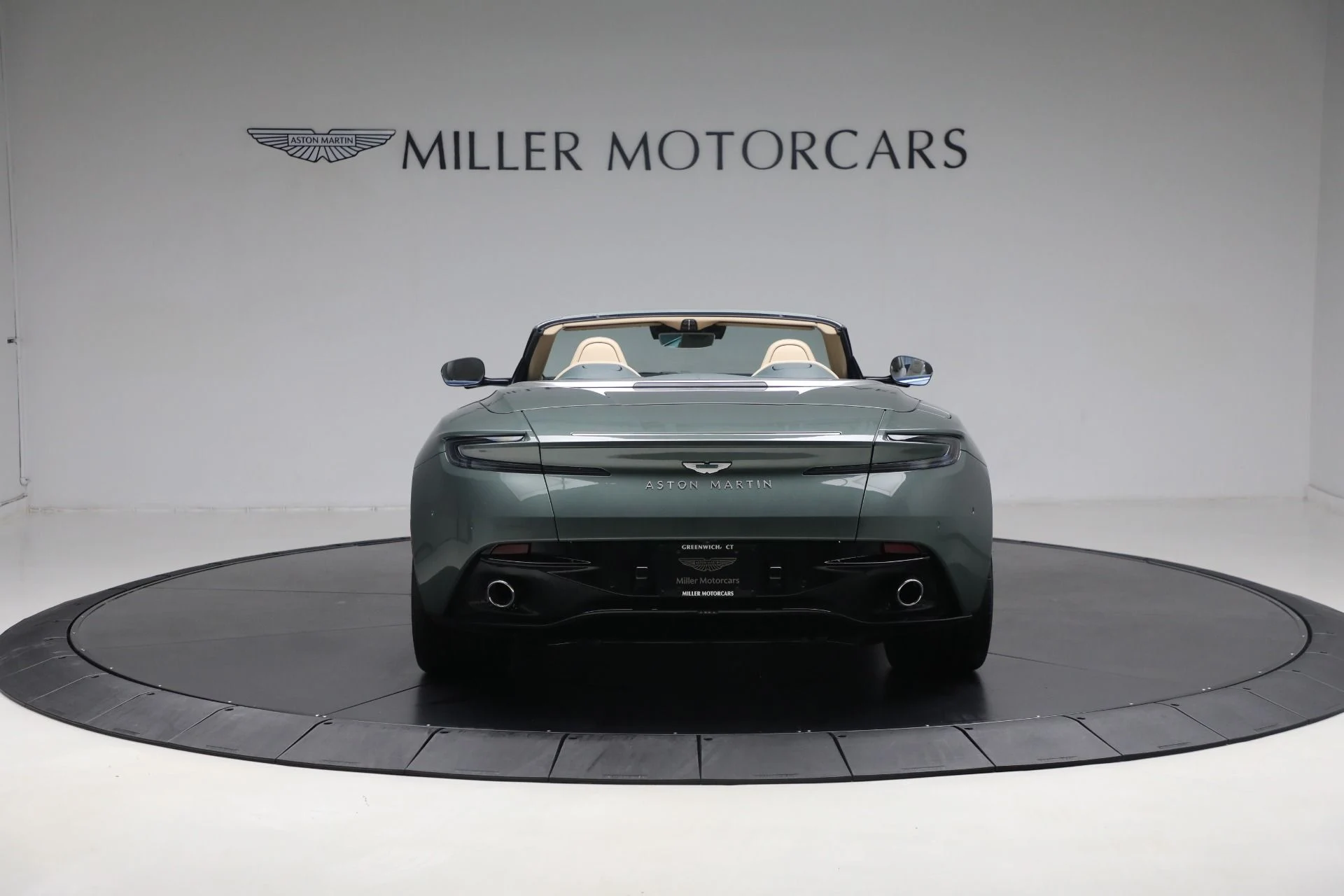 mph005_3932774521_New_2025_Aston_Martin_DB_12_Volante_b85de03fdf
