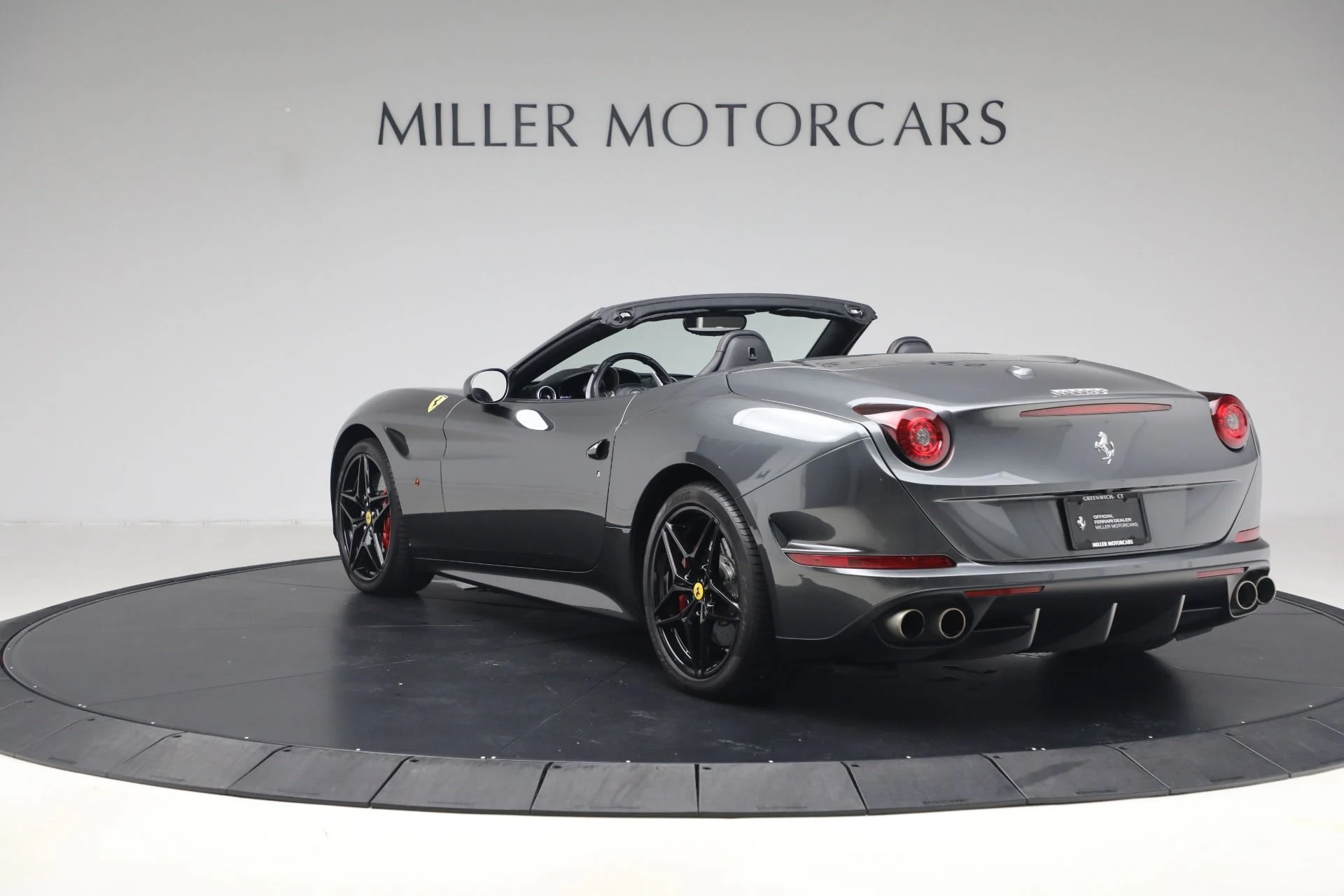 mph005_3936331971_Used_2015_Ferrari_California_T_1792181139_0273cf94e4