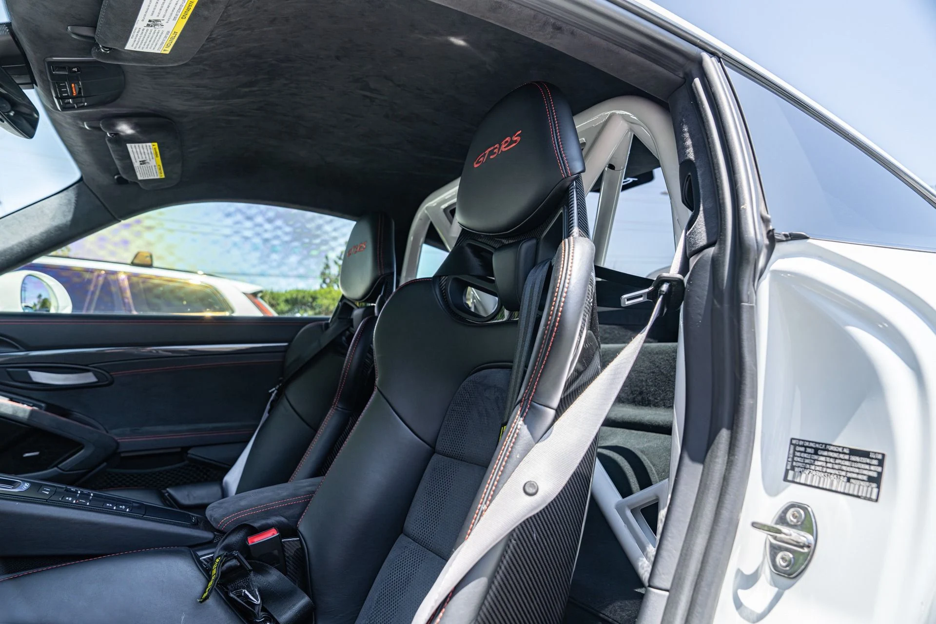 mph005_3942445194_Used_2019_Porsche_911_GT_3_RS_1754072601_77ebeeb73e