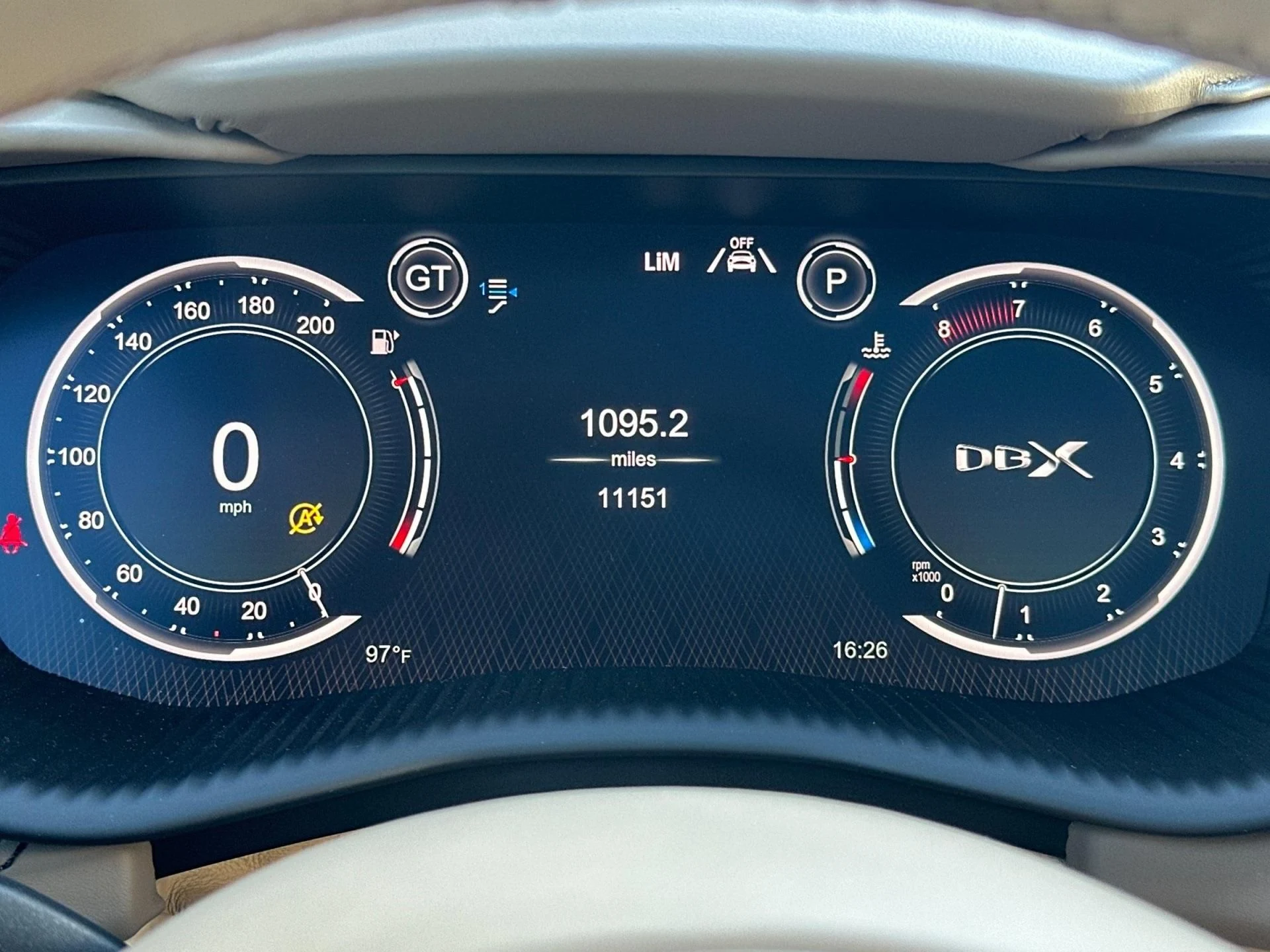 mph005_3954254673_Used_2021_Aston_Martin_DBX_1758724396_0162e3fd41