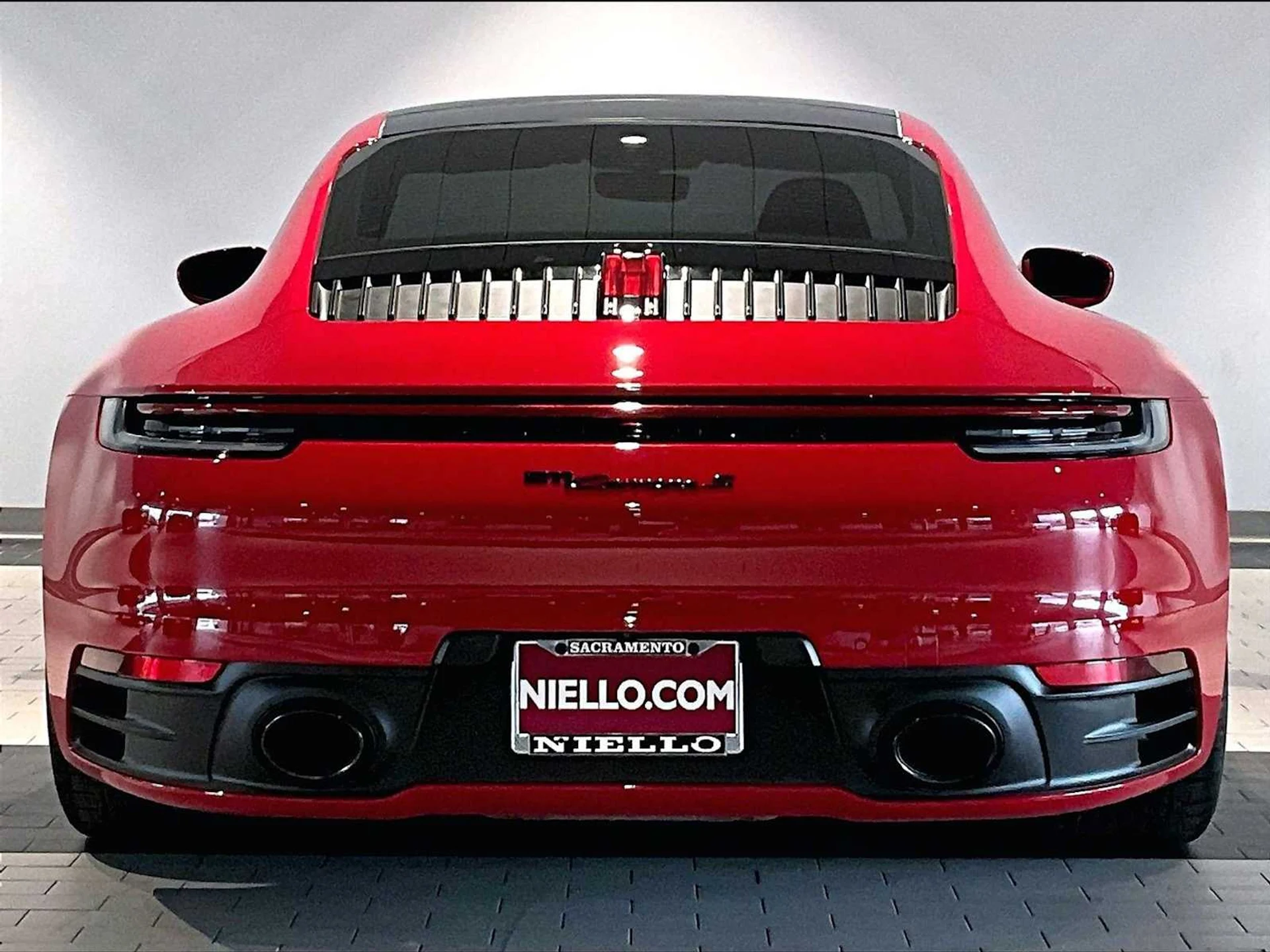 mph005_3958027350_b45c5330a3fa484671e09a737ab05653x_0c1349719e