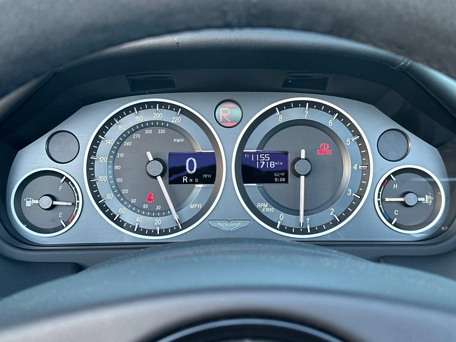 mph005_3960123810_Used_2017_Aston_Martin_V12_Vantage_S_1763219346_1e6ce87f89
