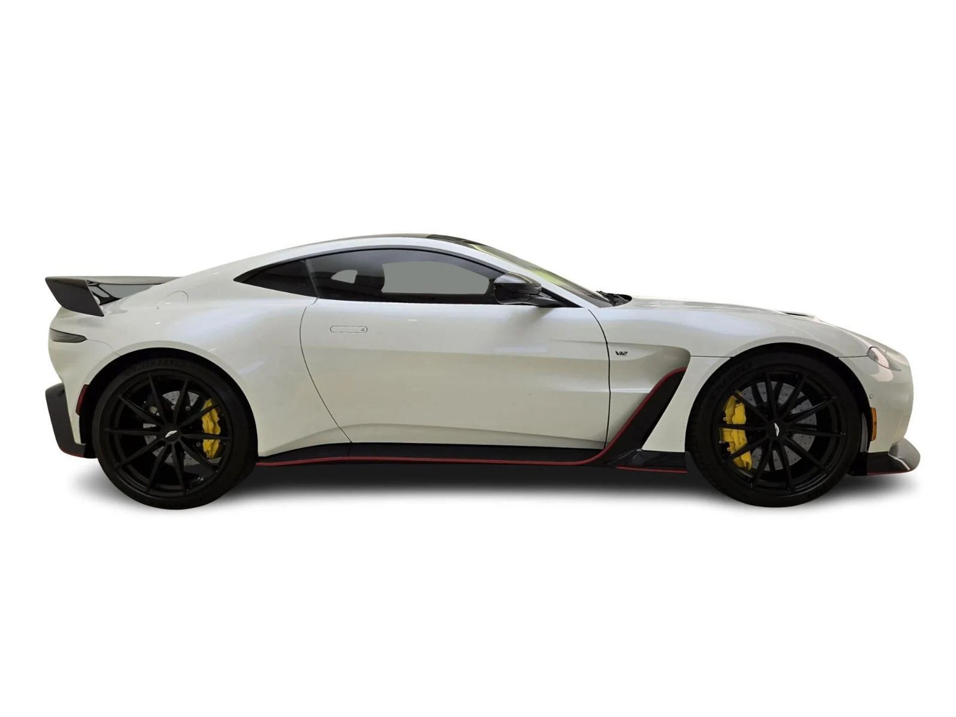mph005_3961330529_Used_2023_Aston_Martin_Vantage_1766214023_84bed0297d