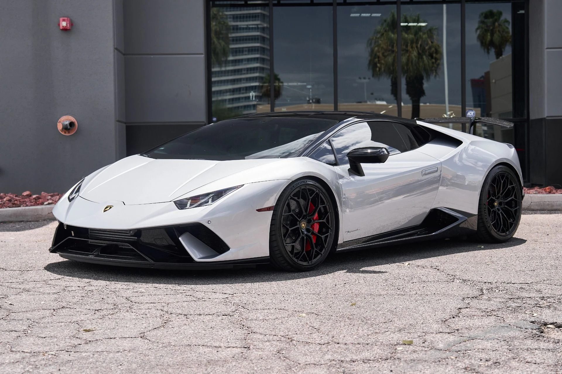 mph005_3965063228_Used_2018_Lamborghini_Huracan_Performante_1761069248_396e9a3f8c