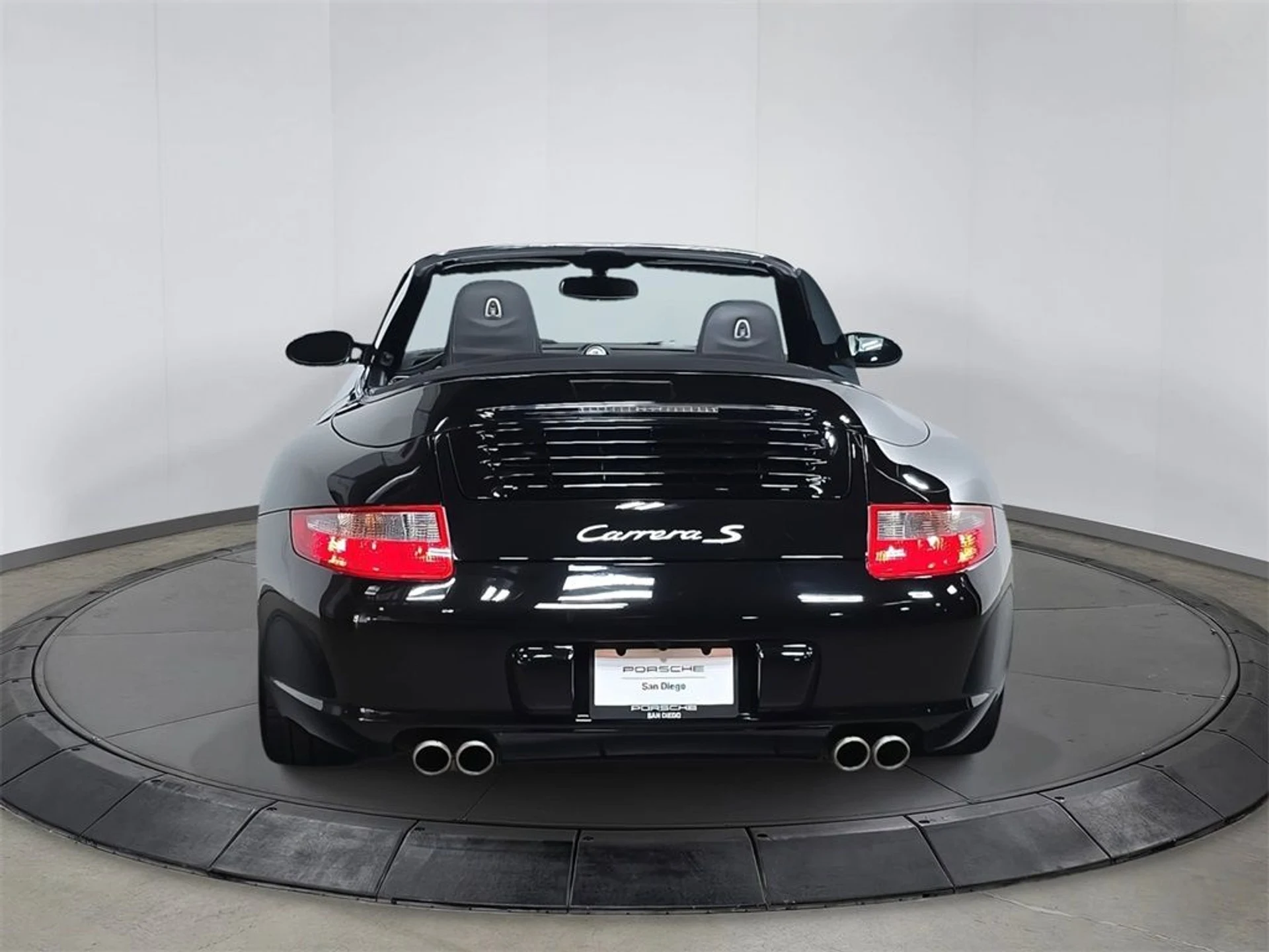 mph005_3967472920_82b12466648145620084a946f11792c4_1335aae077