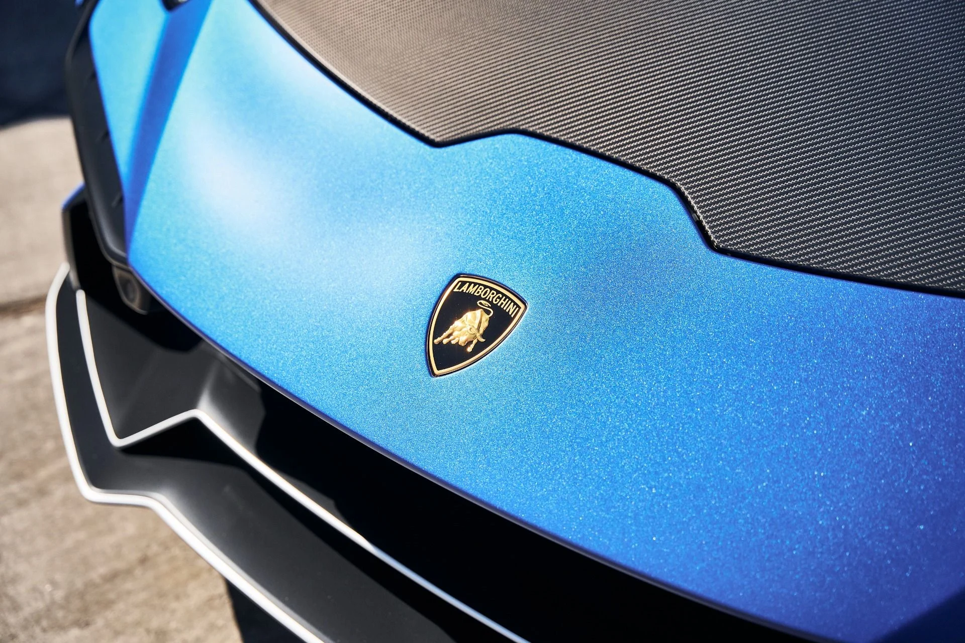 mph005_3967751876_Used_2023_Lamborghini_Huracan_Tecnica_Base_1774403126_88378e19d1