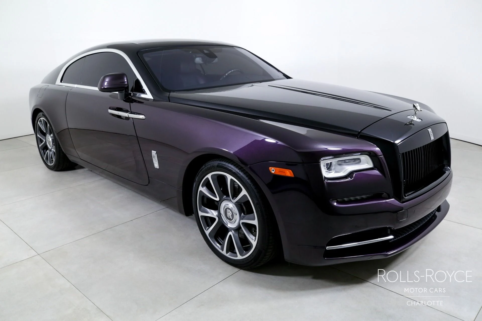 mph005_3970232088_Used_2018_Rolls_Royce_Wraith_1744735509_37862f46a7