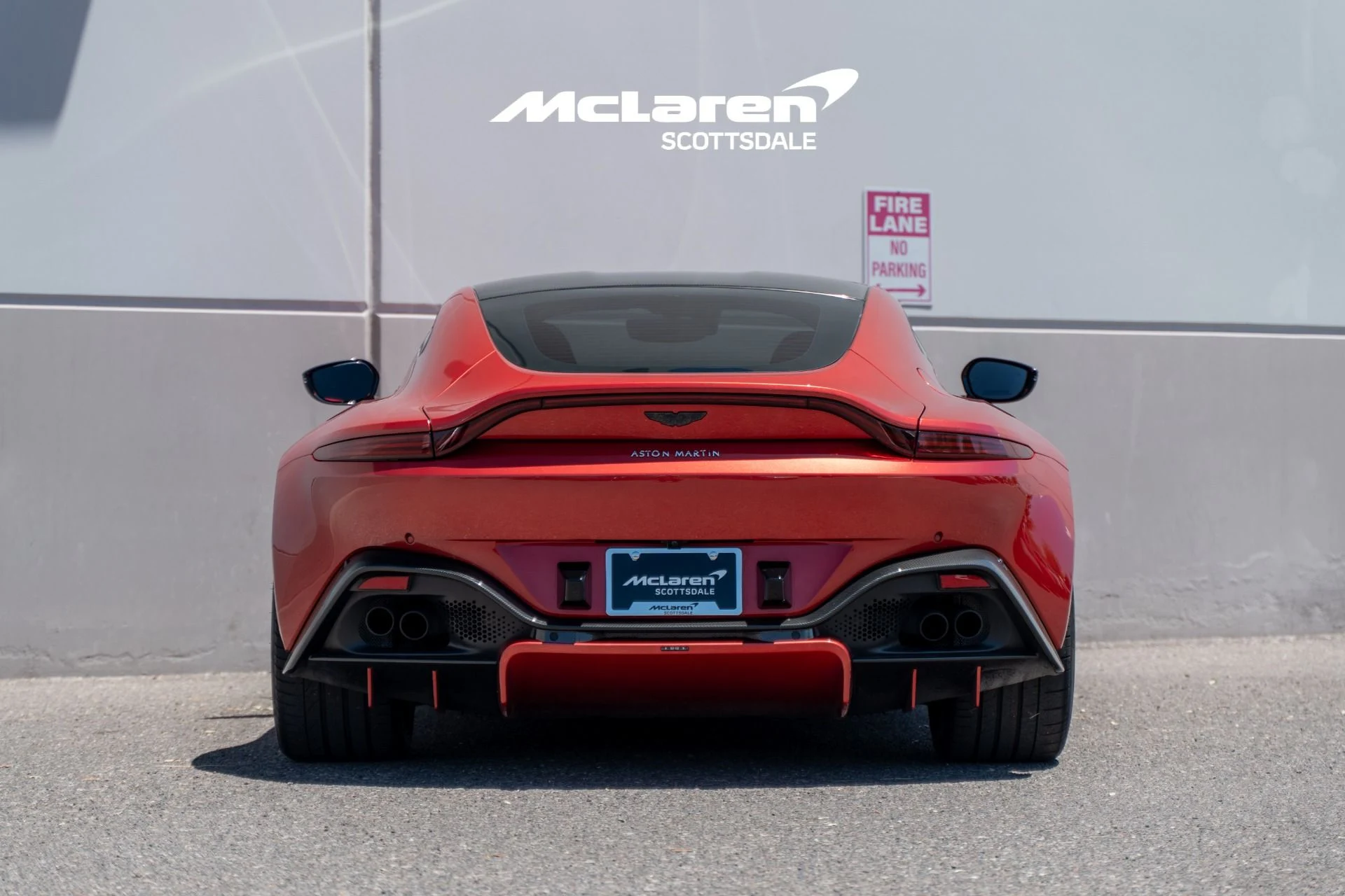 mph005_3979039586_Used_2019_ASTON_MARTIN_VANTAGE_1784912744_eda72a4c50