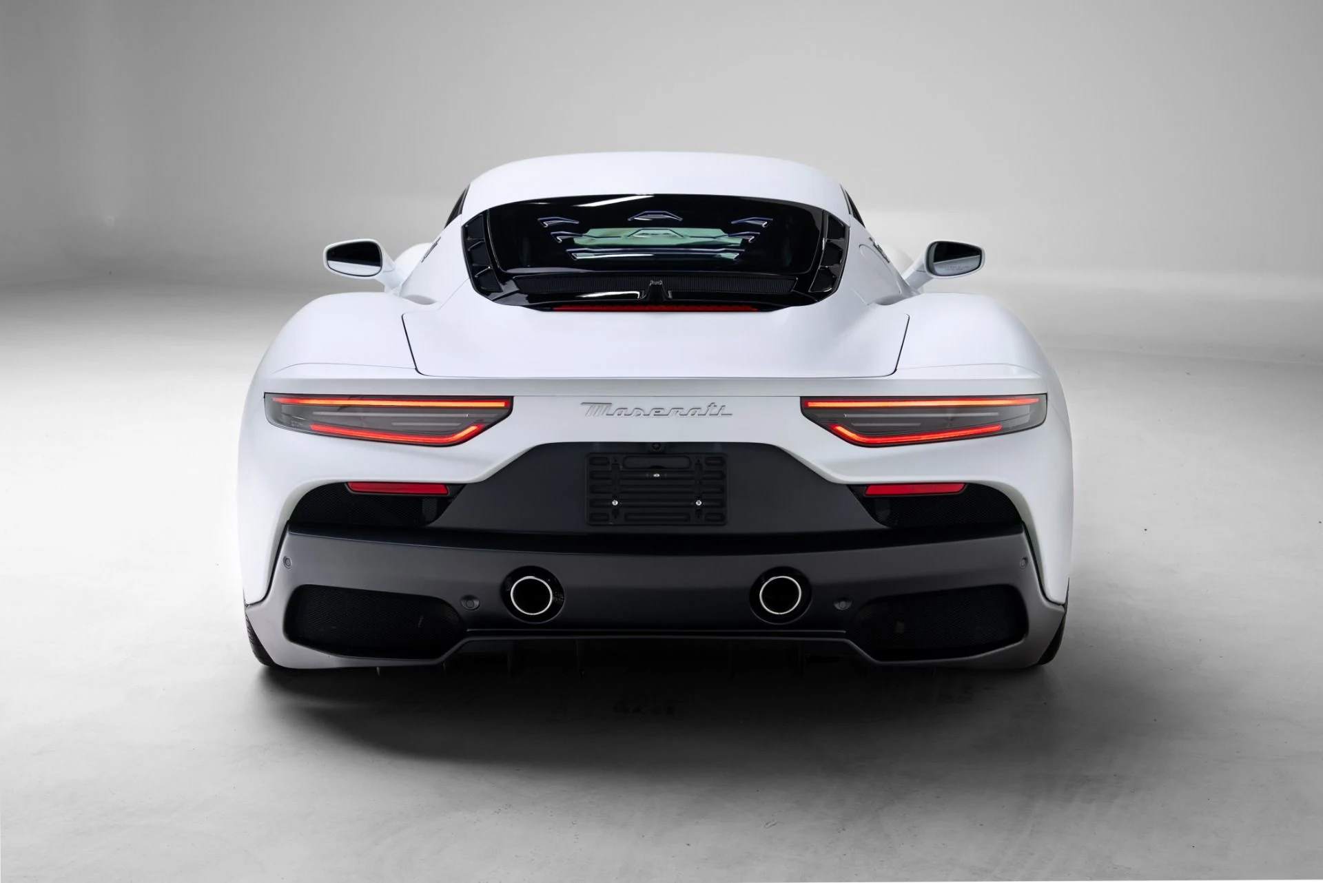 mph005_3980250740_Used_2023_Maserati_MC_20_1771372792_e8ac8f37f1