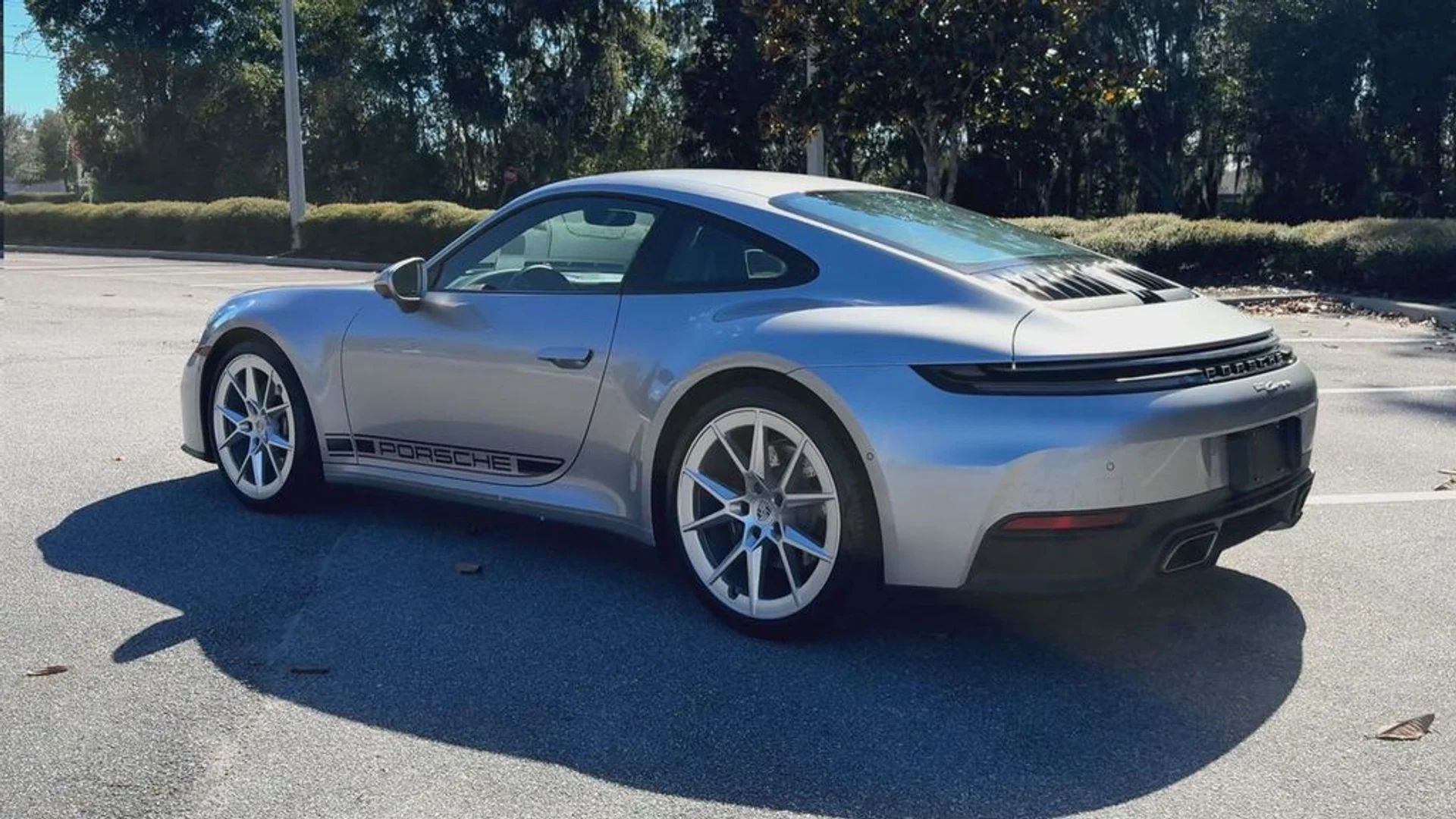 mph005_3982090667_95f465a94c933acd60a58909f07add11_207a8c3421