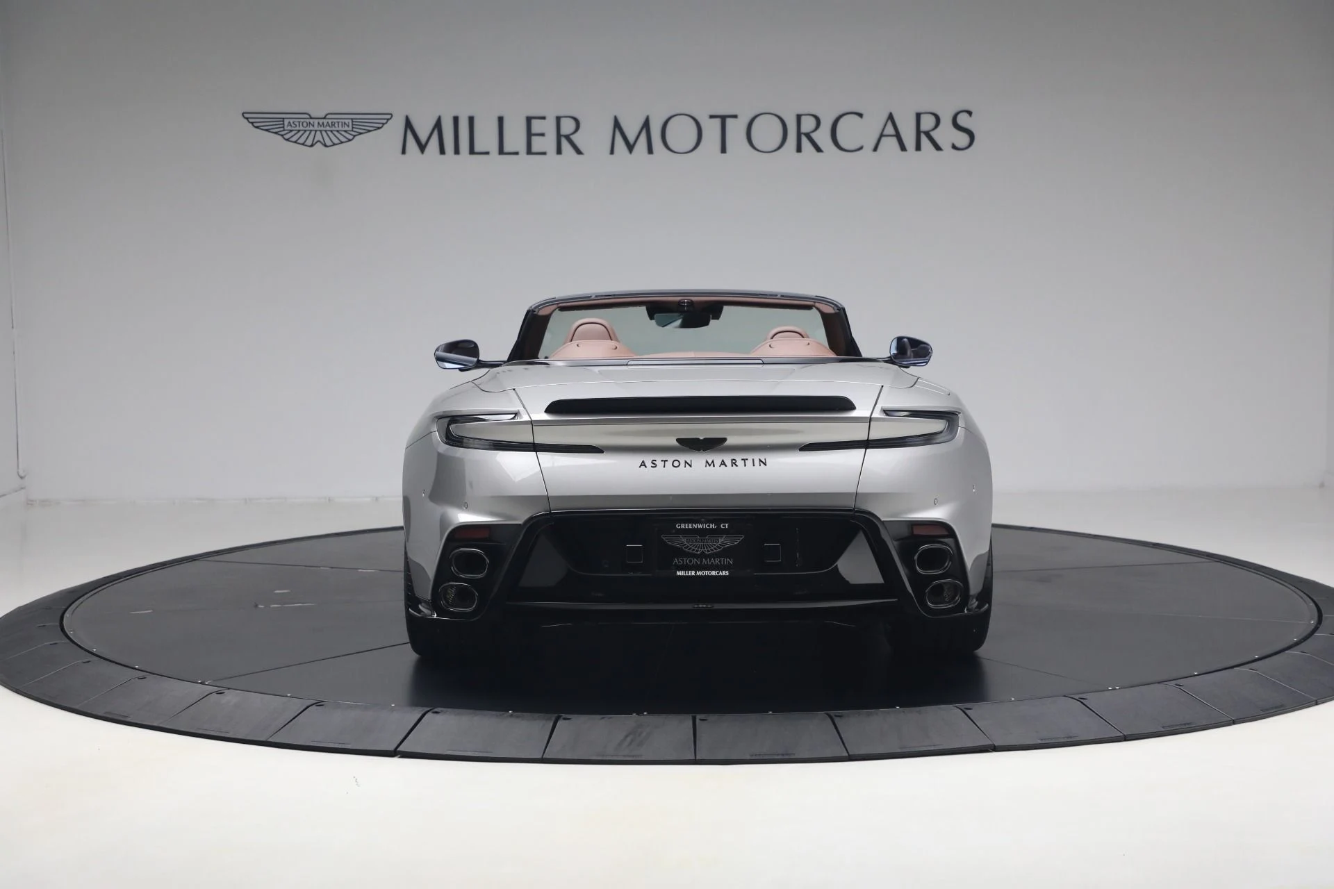 mph005_3992961648_New_2026_Aston_Martin_DB_12_S_Volante_1781361339_b4619bf31b