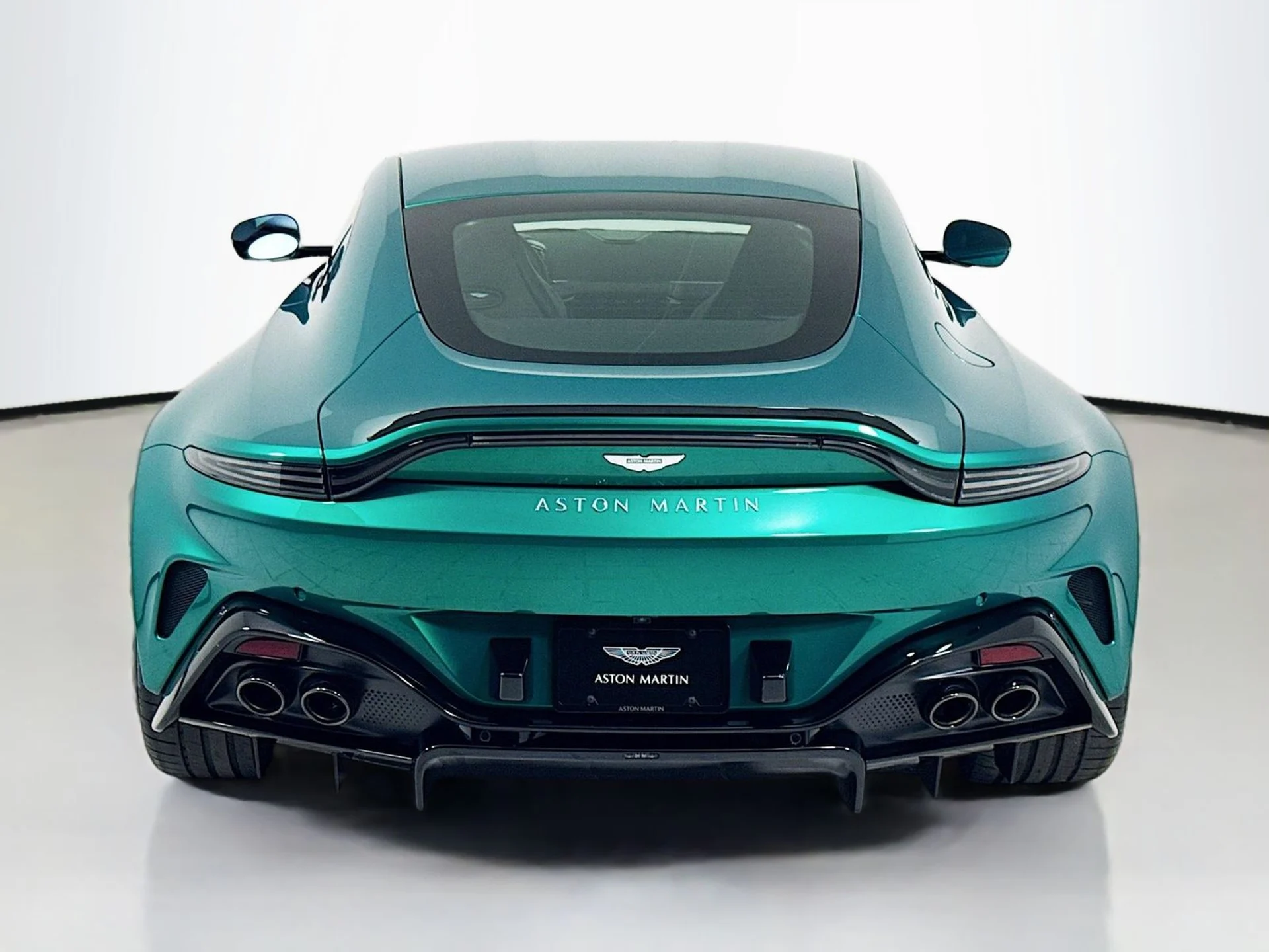 mph005_4003860396_e4b6557d1cccd69fb18e67017c74460fx_694a49ab55