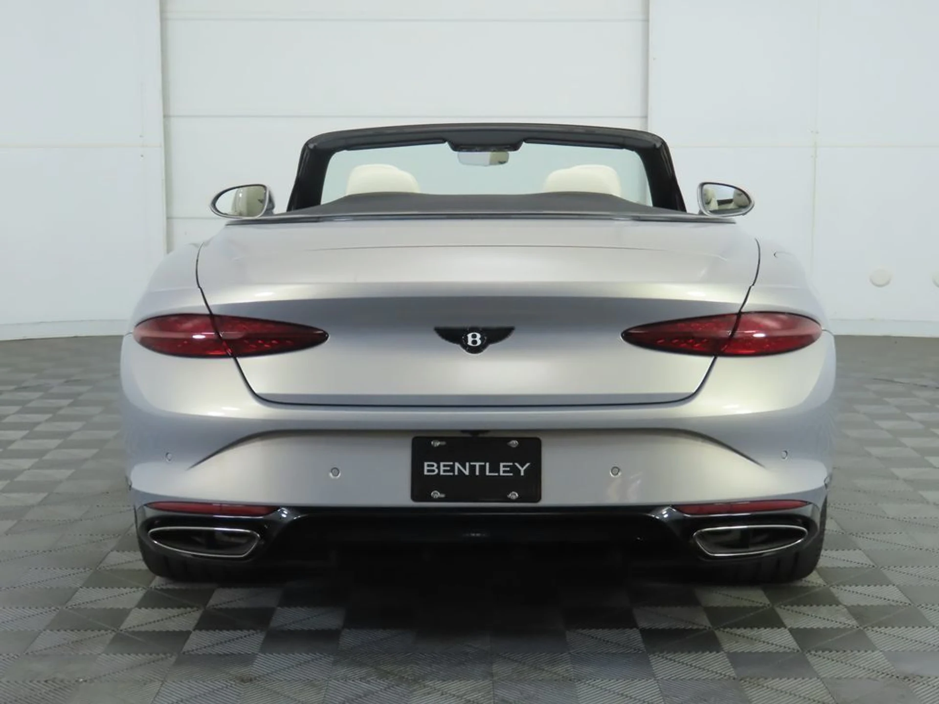 mph005_4005561709_new_2025_bentley_continental_gtblackeditionconvertible_8119_22910189_6_1024_fa23baccab