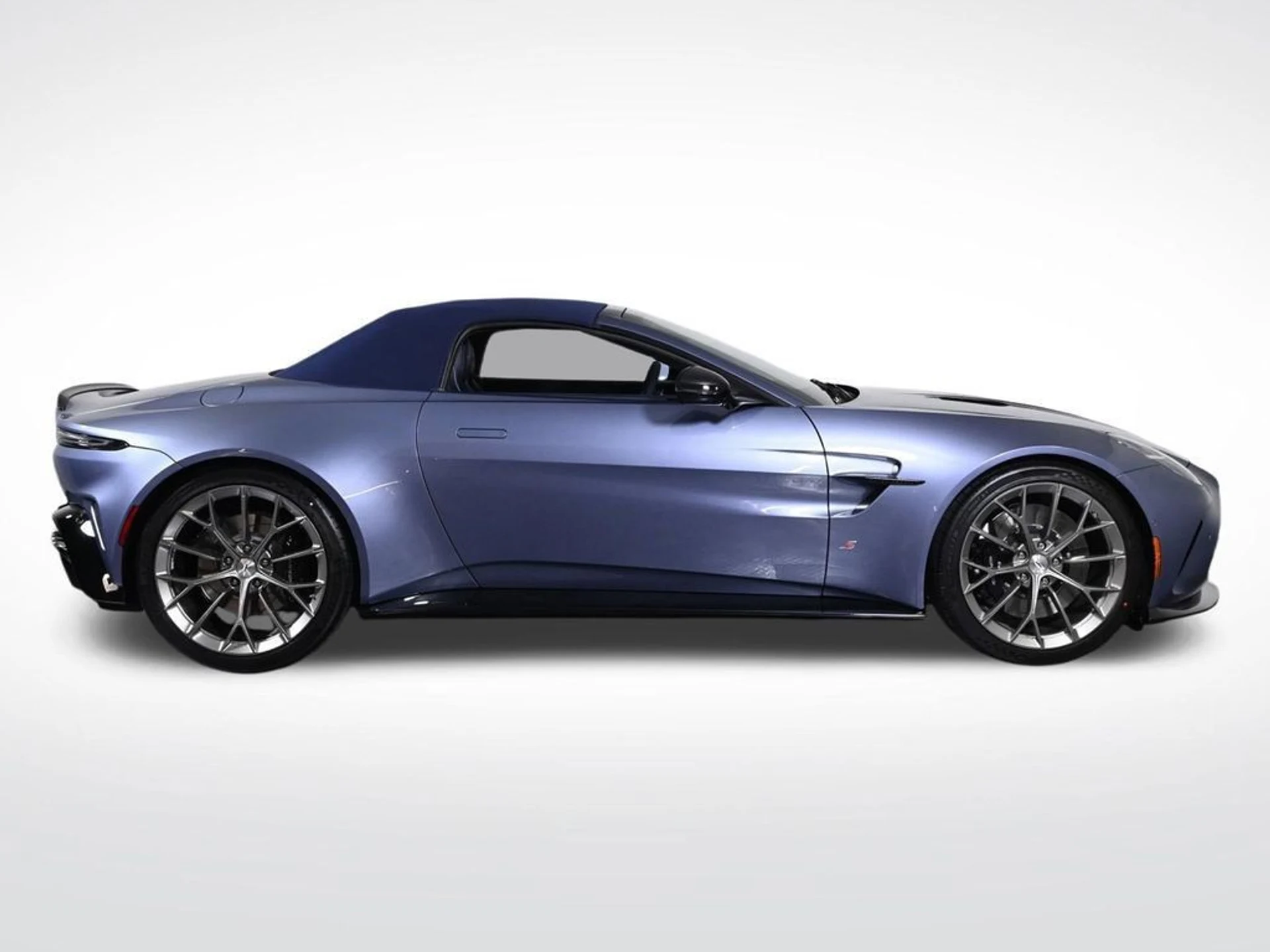 mph005_4009152571_new_2026_aston_martin_vantage_sroadster_11350_23022148_6_1024_273e00062d