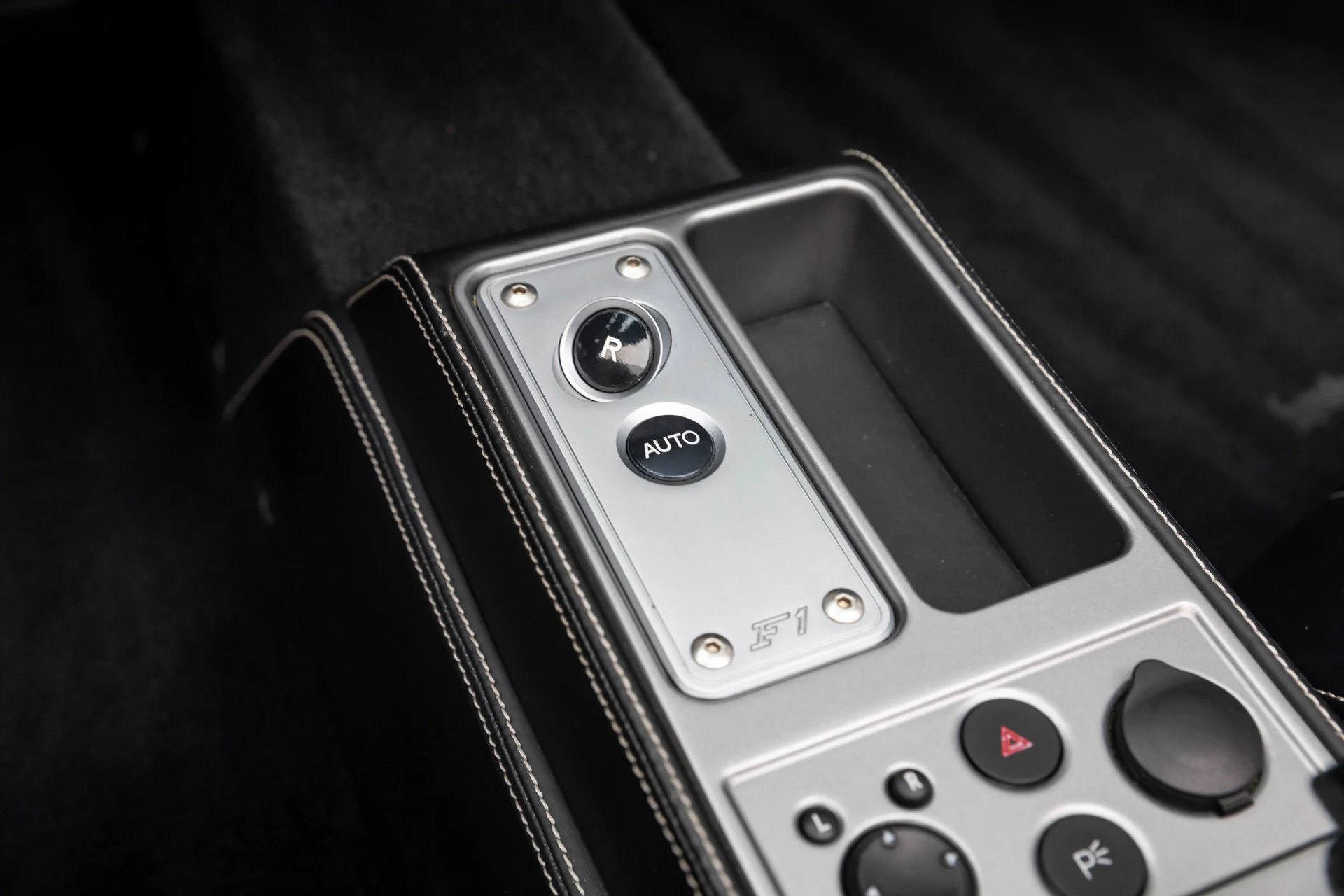 mph005_4010545991_f67b3d49d6ec451692b0f3a3294fd970_6f68188489