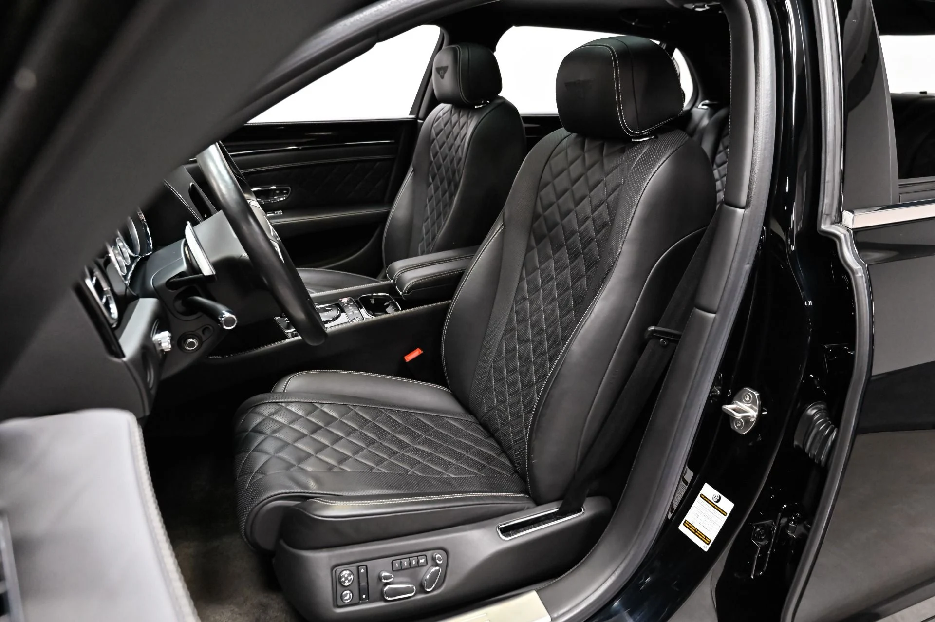 mph005_4013698496_Used_2017_Bentley_Flying_Spur_V8_S_1789414009_2f06202b0d