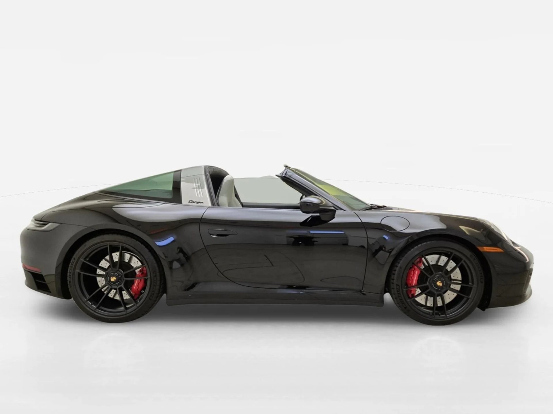 mph005_4016754467_Used_2024_Porsche_911_Targa_4_GTS_1785648484_7833c8b9bf