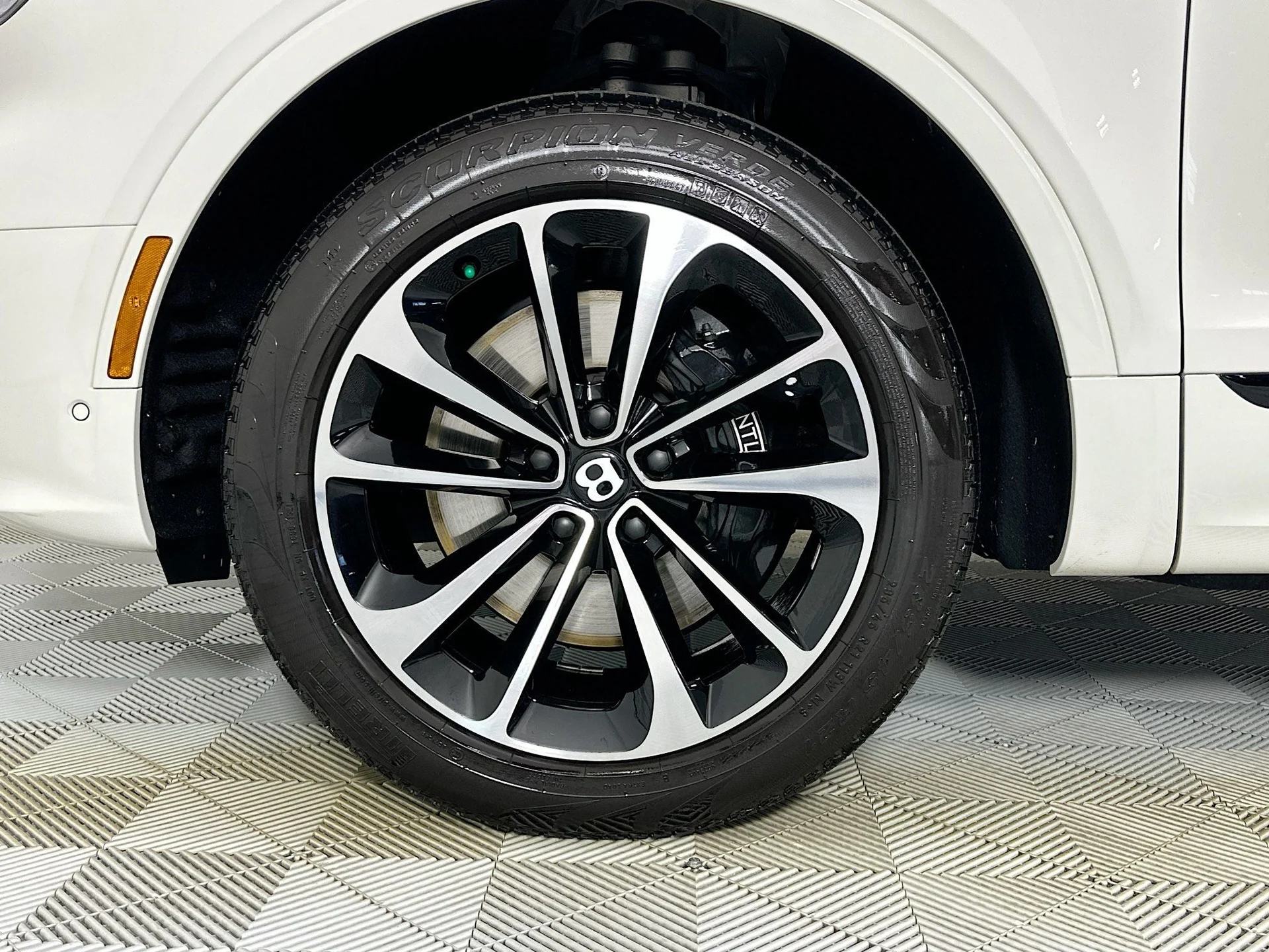 mph005_4018268024_6_b3b97faba7