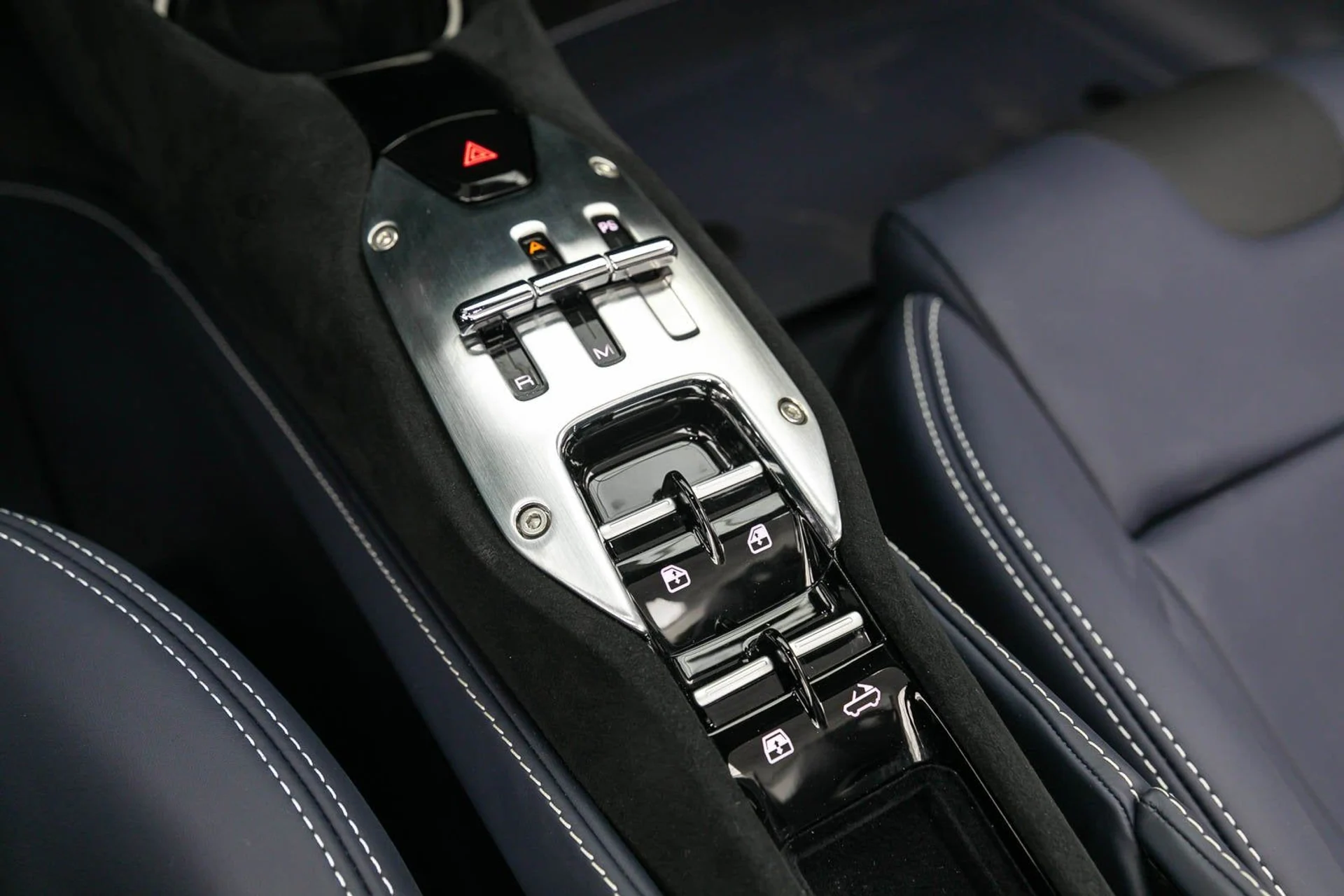 mph005_4019683260_a5595c338a6e41a5832f78d029edcd22_6f343e3424