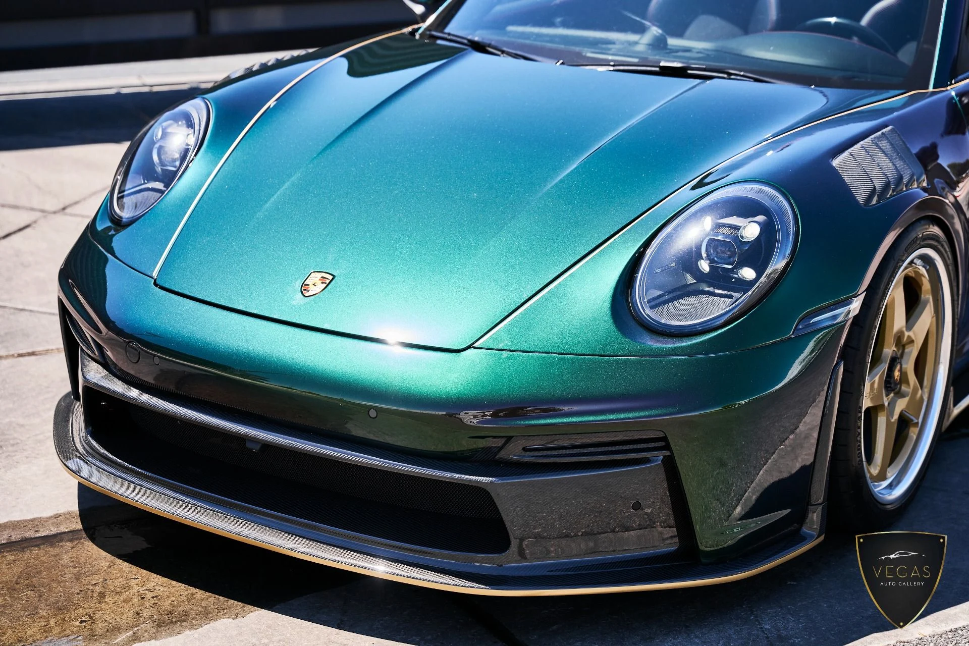 mph005_4023036350_Used_2023_Porsche_911_Targa_4_GTS_1782343336_0134a9b56e