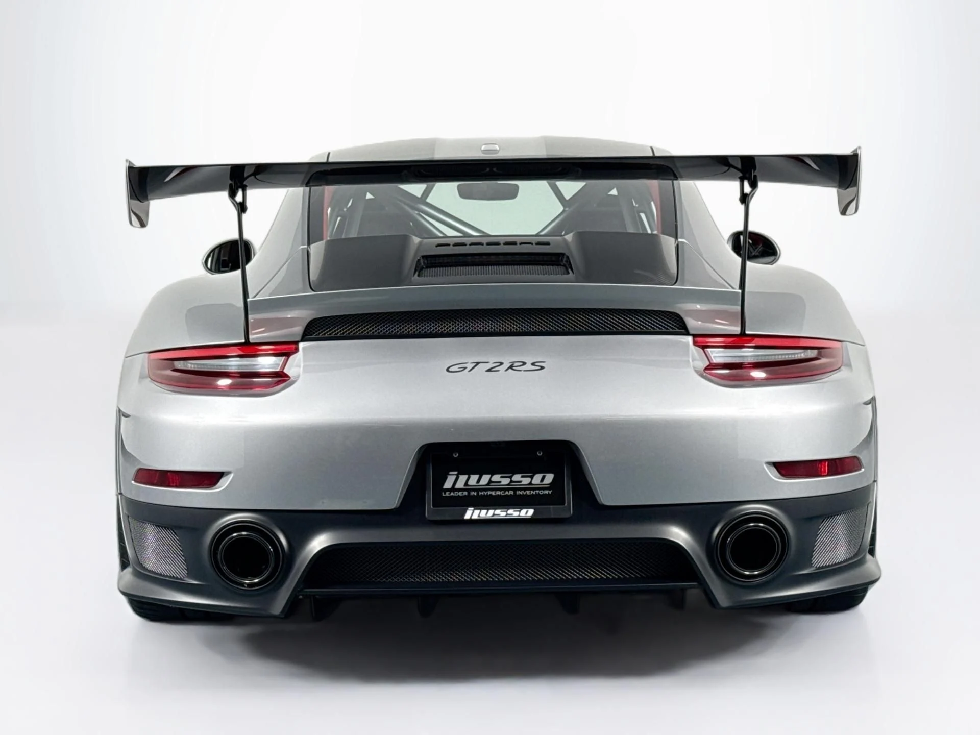 mph005_4023147259_Used_2018_Porsche_911_GT_2_RS_1784762964_8528280b9f