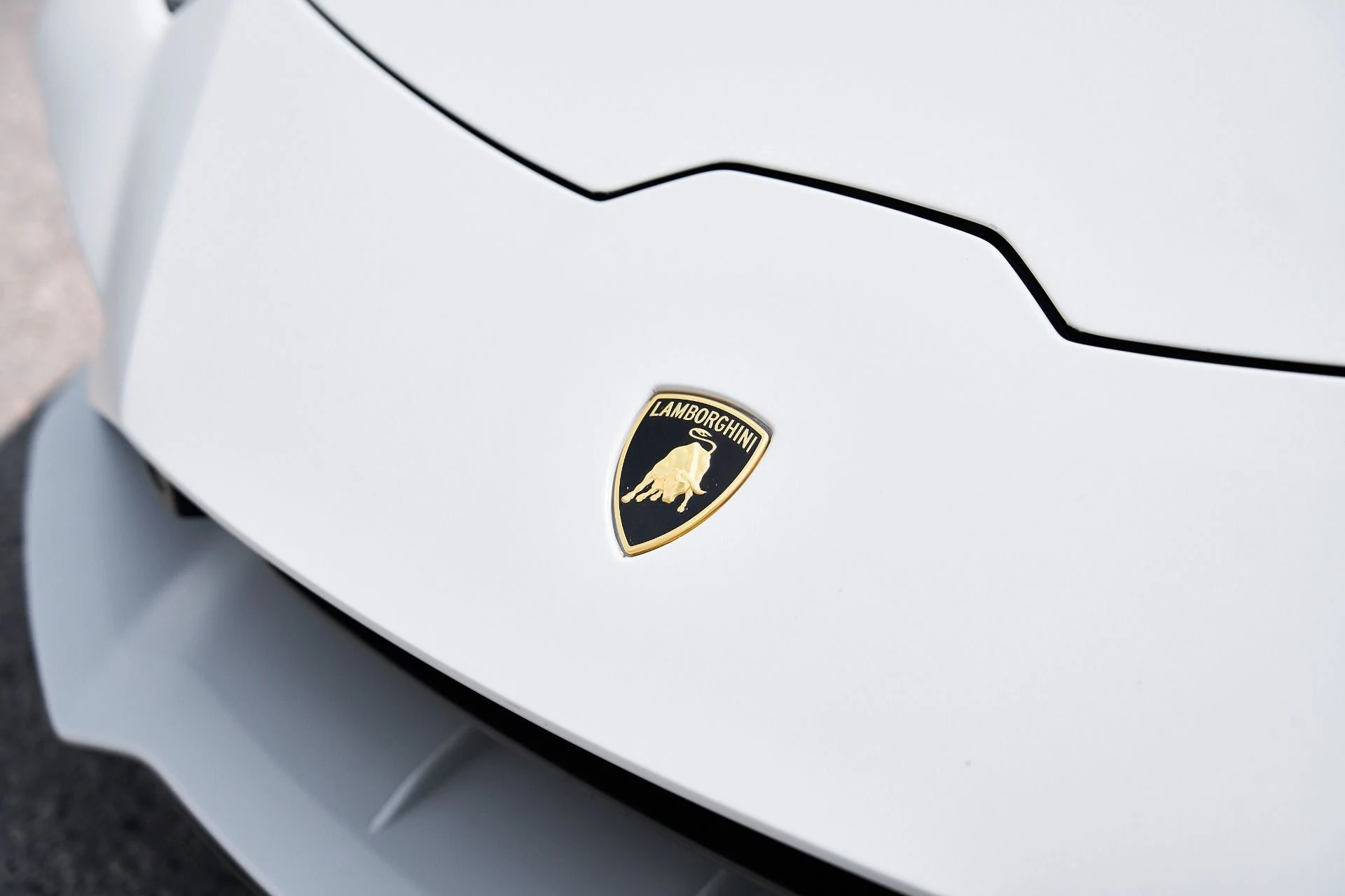 mph005_4023233959_Used_2021_Lamborghini_Huracan_EVO_Base_1754524536_d794d6af9b