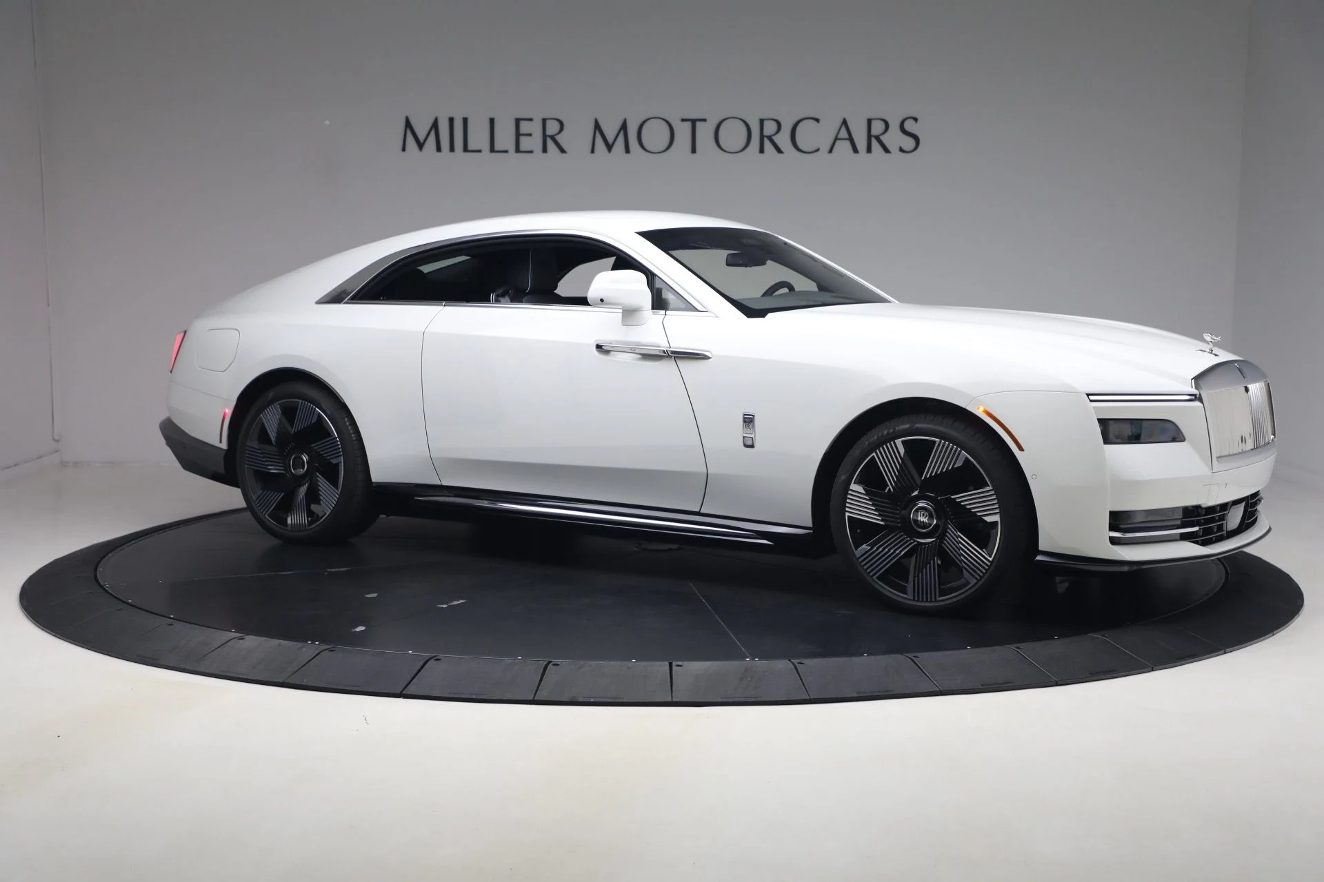 mph005_4024451654_Used_2026_Rolls_Royce_Spectre_35028a174b