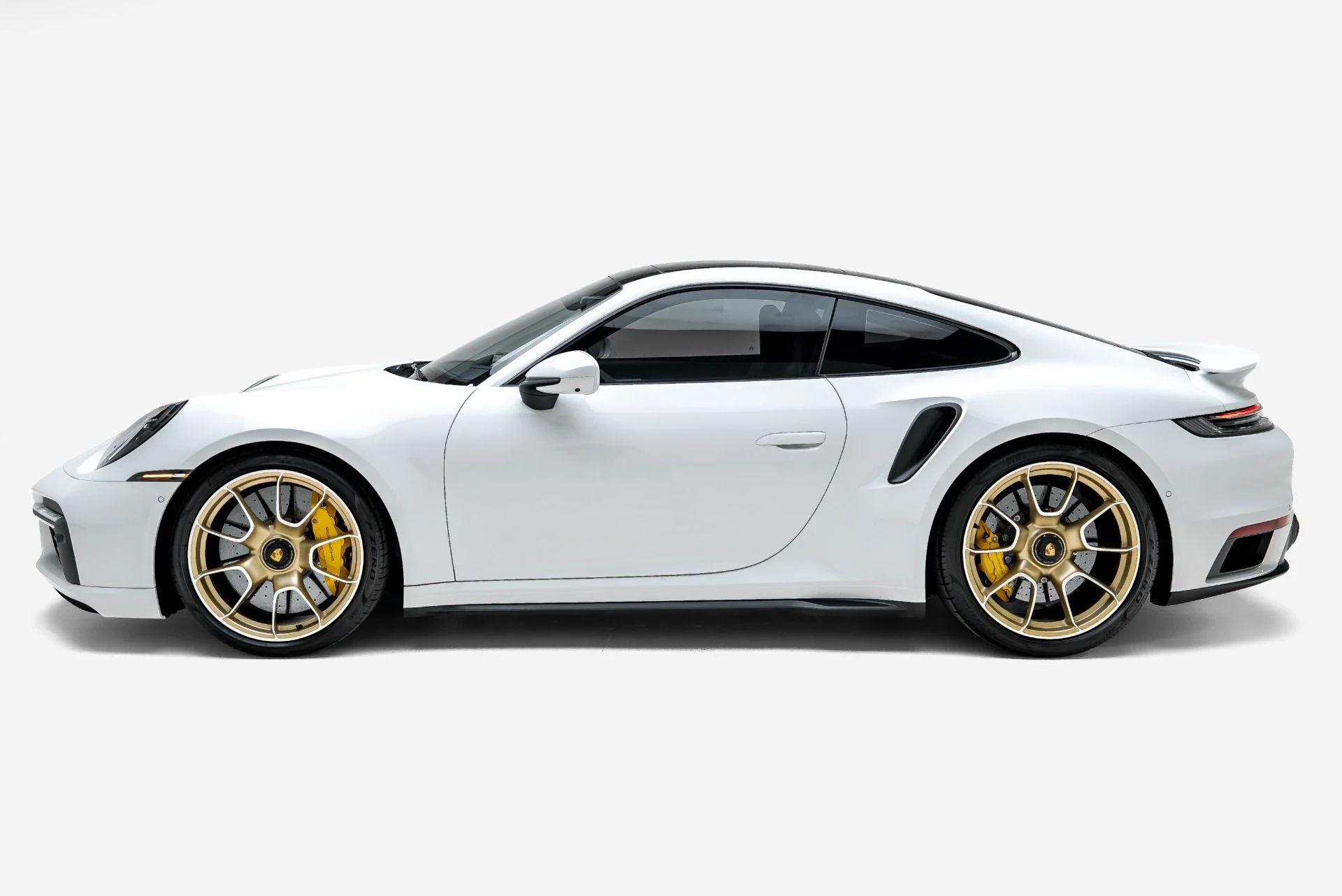 mph005_4028379001_Used_2022_Porsche_911_Turbo_S_1788393810_9c75332d86