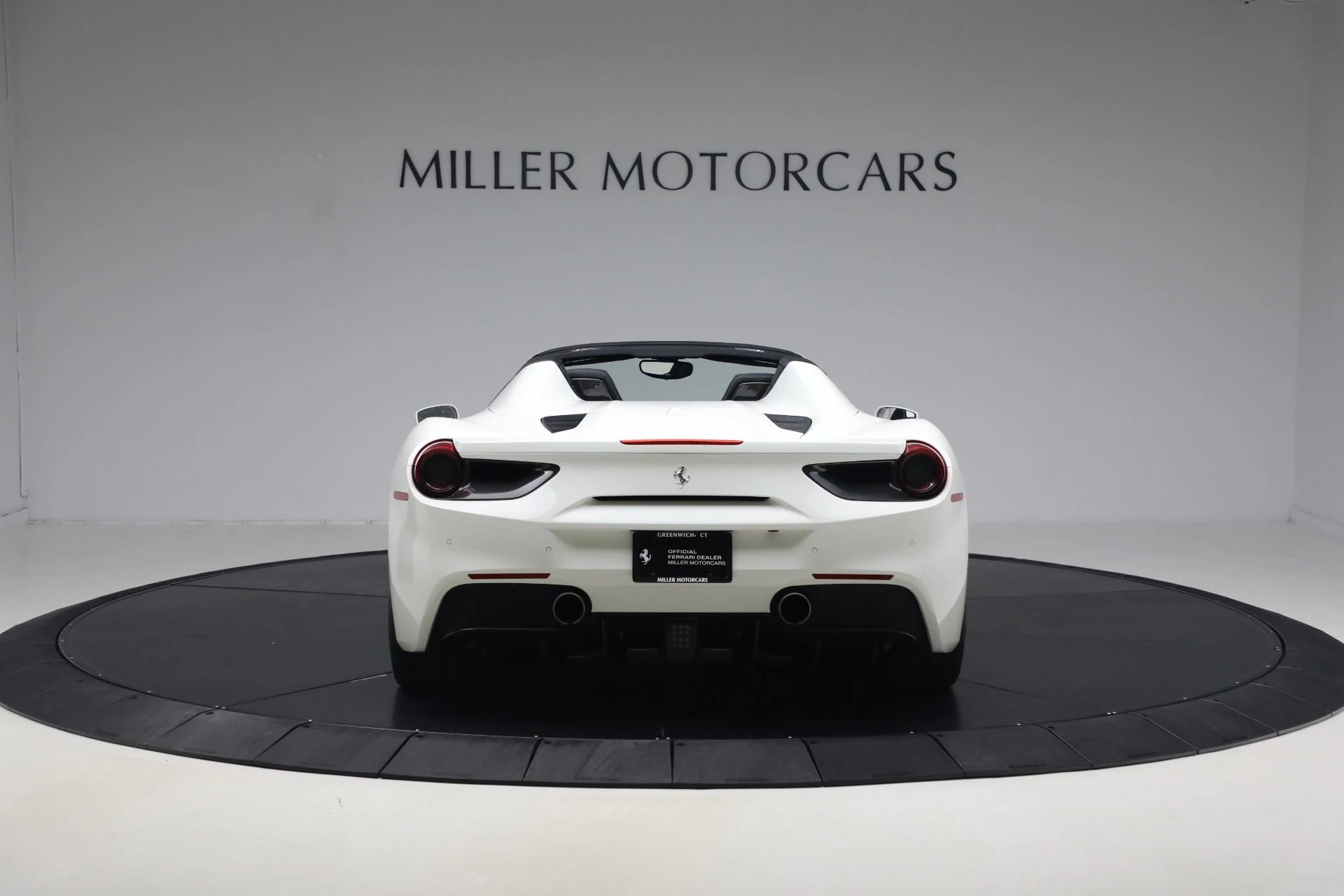 mph005_4029680603_Used_2016_Ferrari_488_Spider_1789756866_4a7dd4c64f