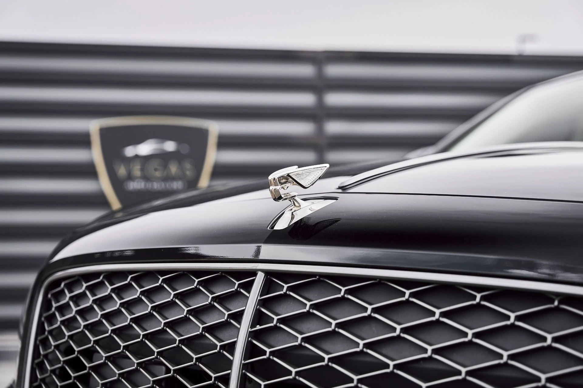 mph005_4038271835_Used_2025_Bentley_Flying_Spur_Speed_1786412166_5cceb8c6d3