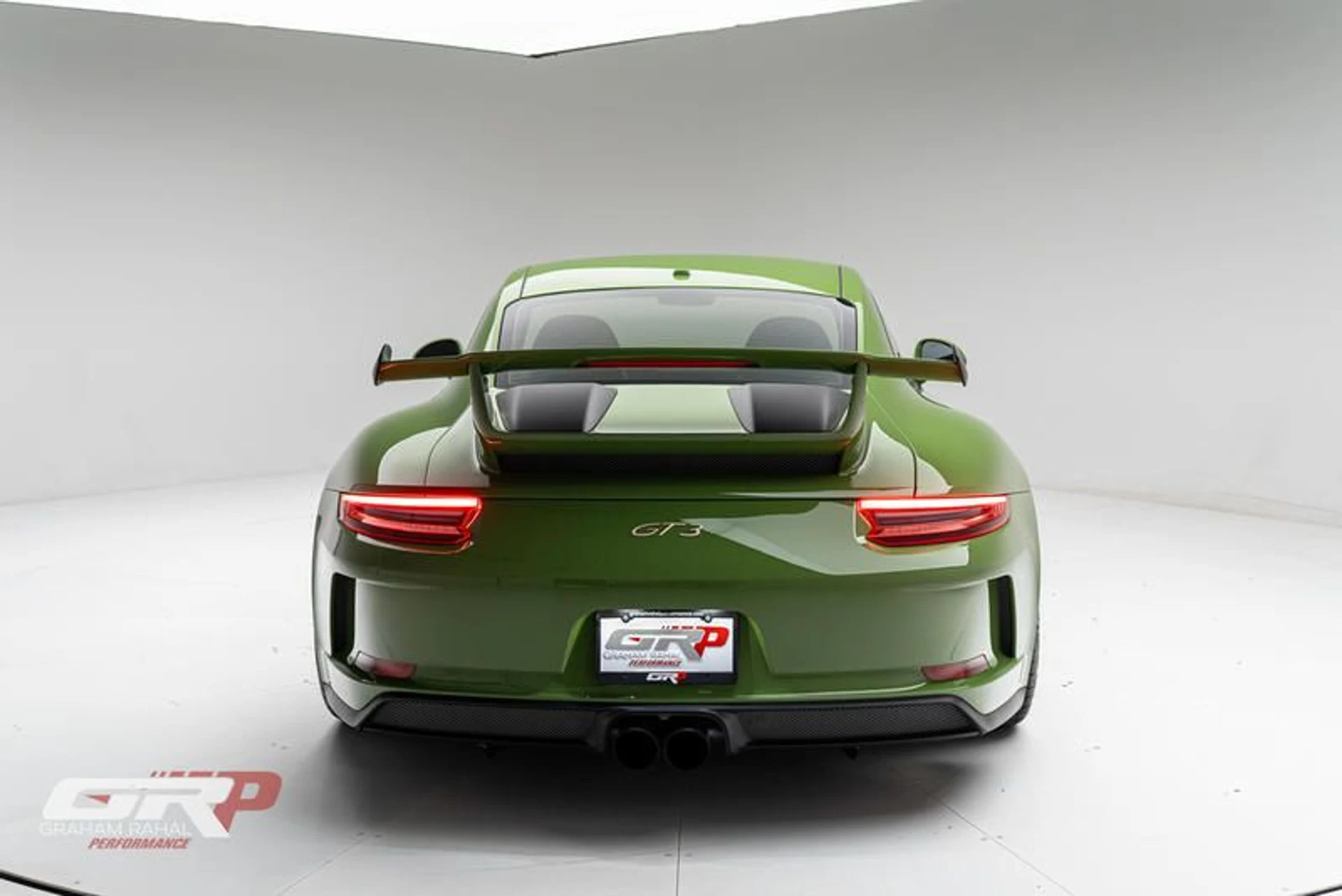 mph005_4040279050_EAD_5754_A_D55_D_4_A78_95_C3_A1_E95_A37_DBC_5_228f7bb414