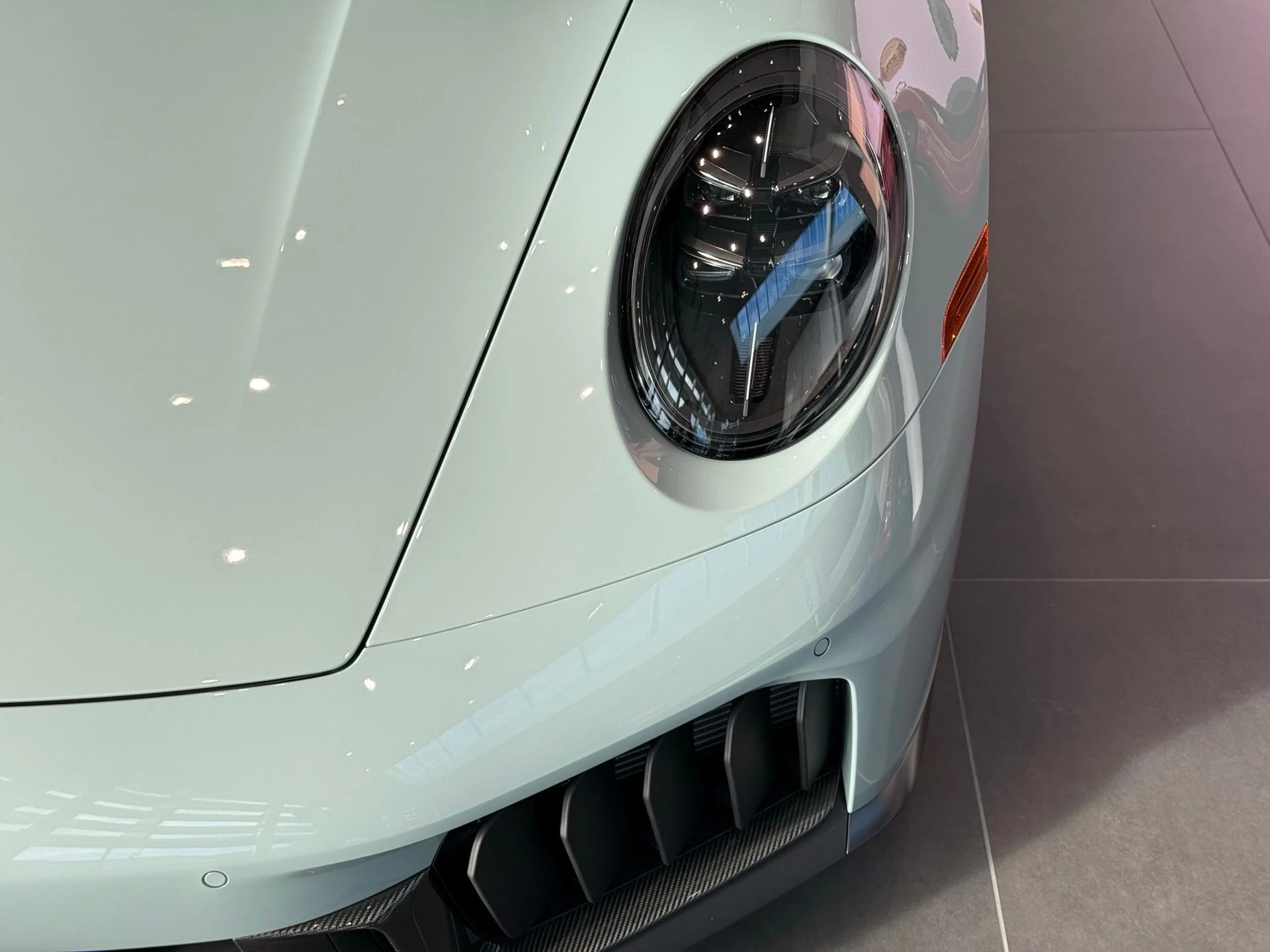 mph005_4047706649_5e070018fc9770694dac8e01da57554b_23cab1c920