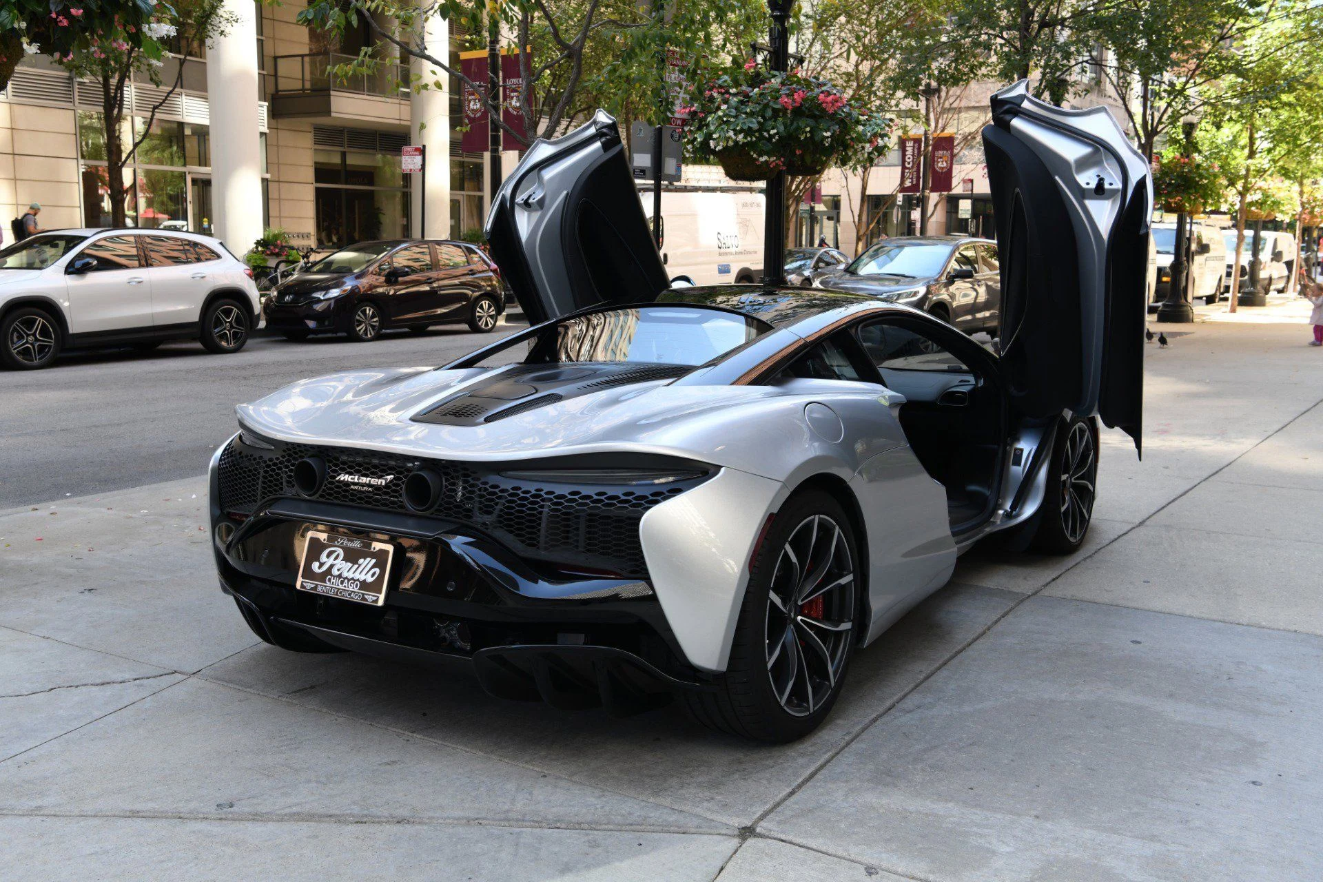 mph005_4052678091_2a3813992cea478fa141b0dd63693c60_3a6ff826ef