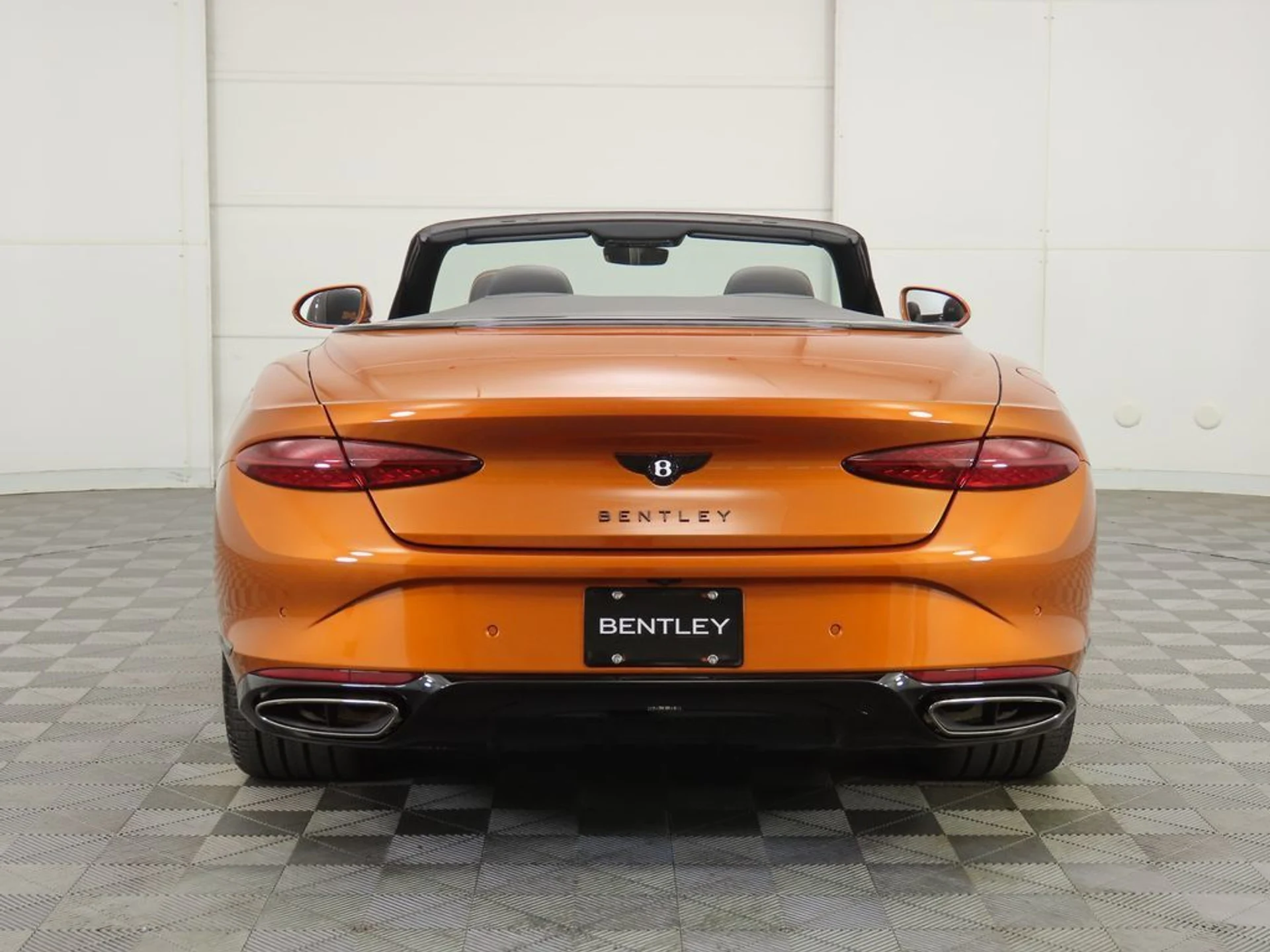 mph005_4056552718_new_2025_bentley_continental_gtblackeditionconvertible_8119_22910187_6_1024_3cfd1cef62