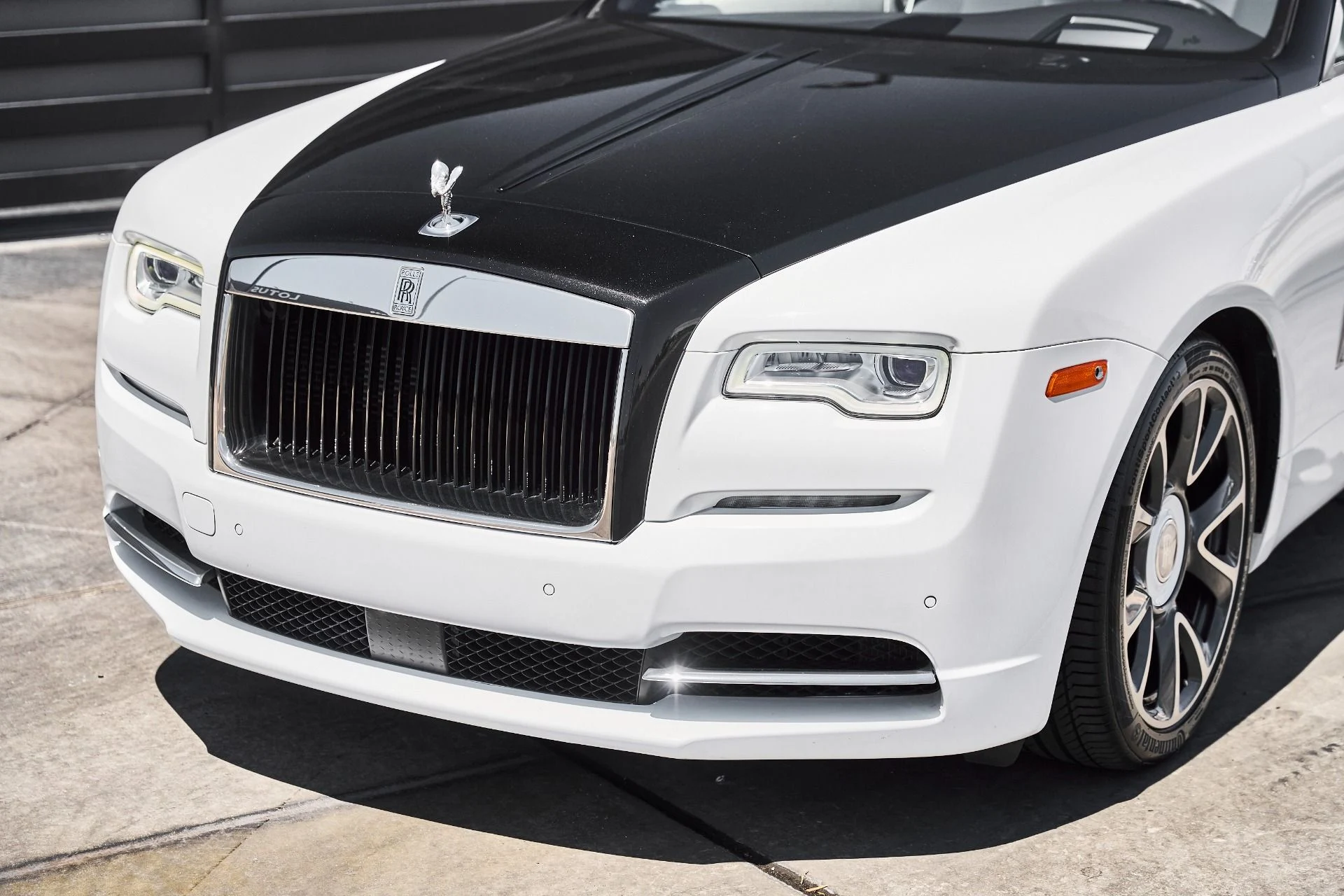 mph005_4059435759_Used_2019_Rolls_Royce_Wraith_Base_1778886654_1625f30e69
