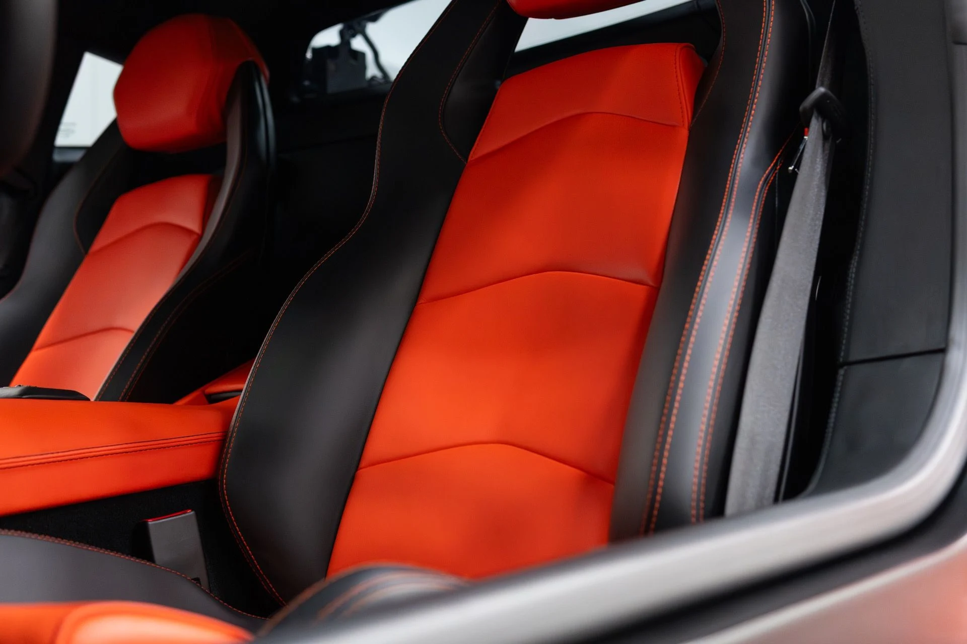 mph005_4061255517_Used_2012_Lamborghini_Aventador_LP_700_4_1769493534_135bff7732