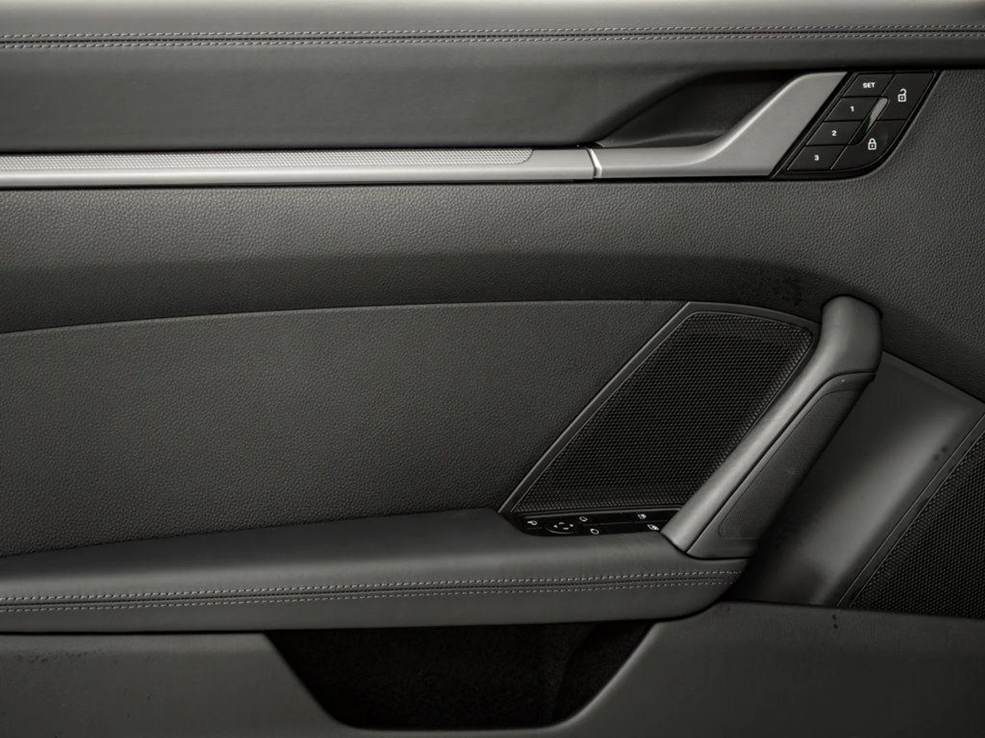 mph005_4061793831_Knq1_TP_Uy_IS_Po_Qg_YU_Czx_TK_Twmhk_e1ea921b4e