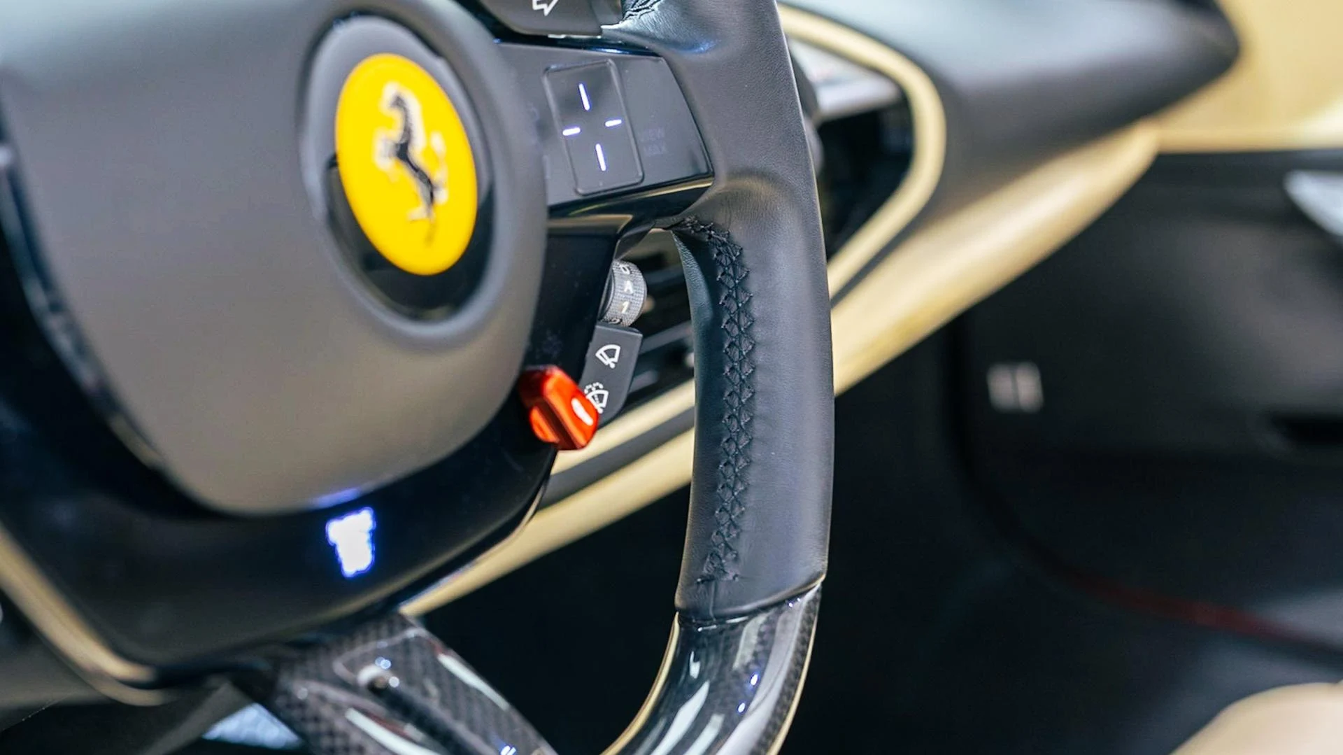 mph005_4062889132_Used_2023_Ferrari_SF_90_Spider_Base_1792151784_3600bffb41